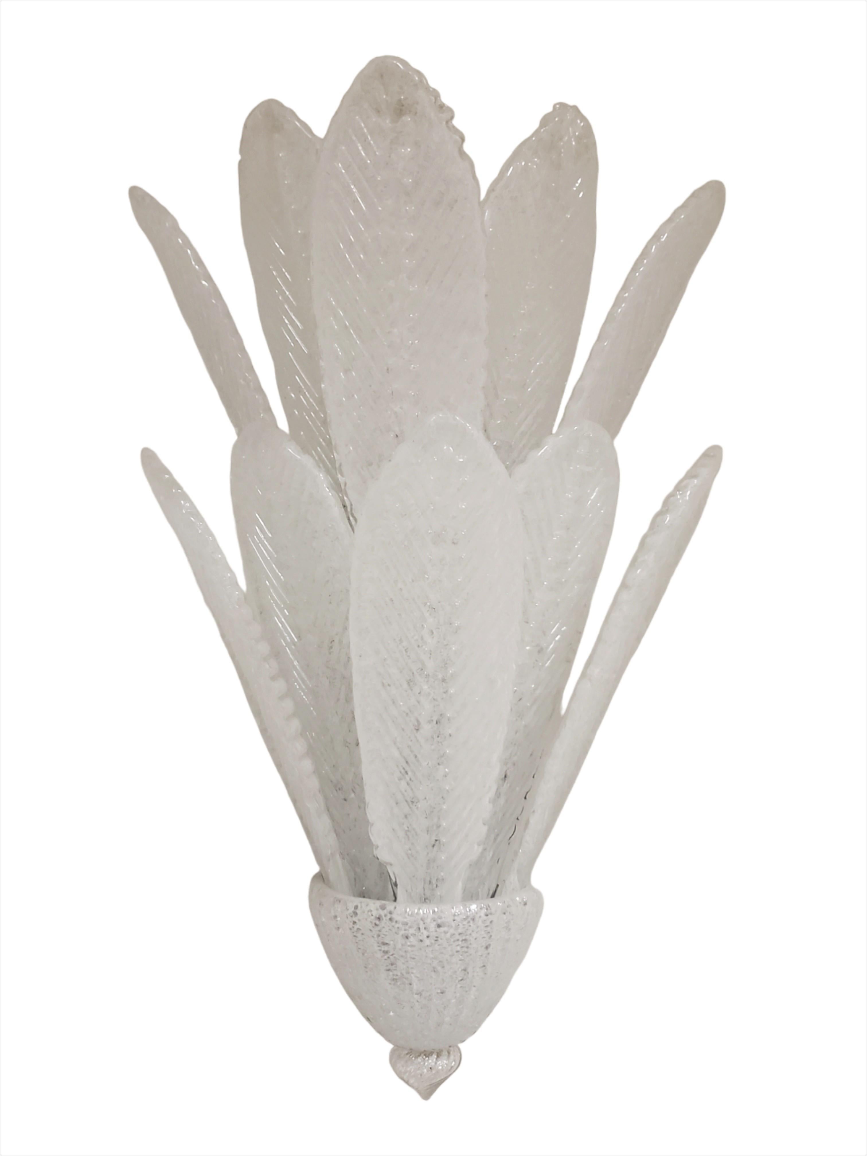 Pareja de grandes apliques de plumas de cristal de Murano soplado a mano de dos niveles Barovier et Toso  en venta 12