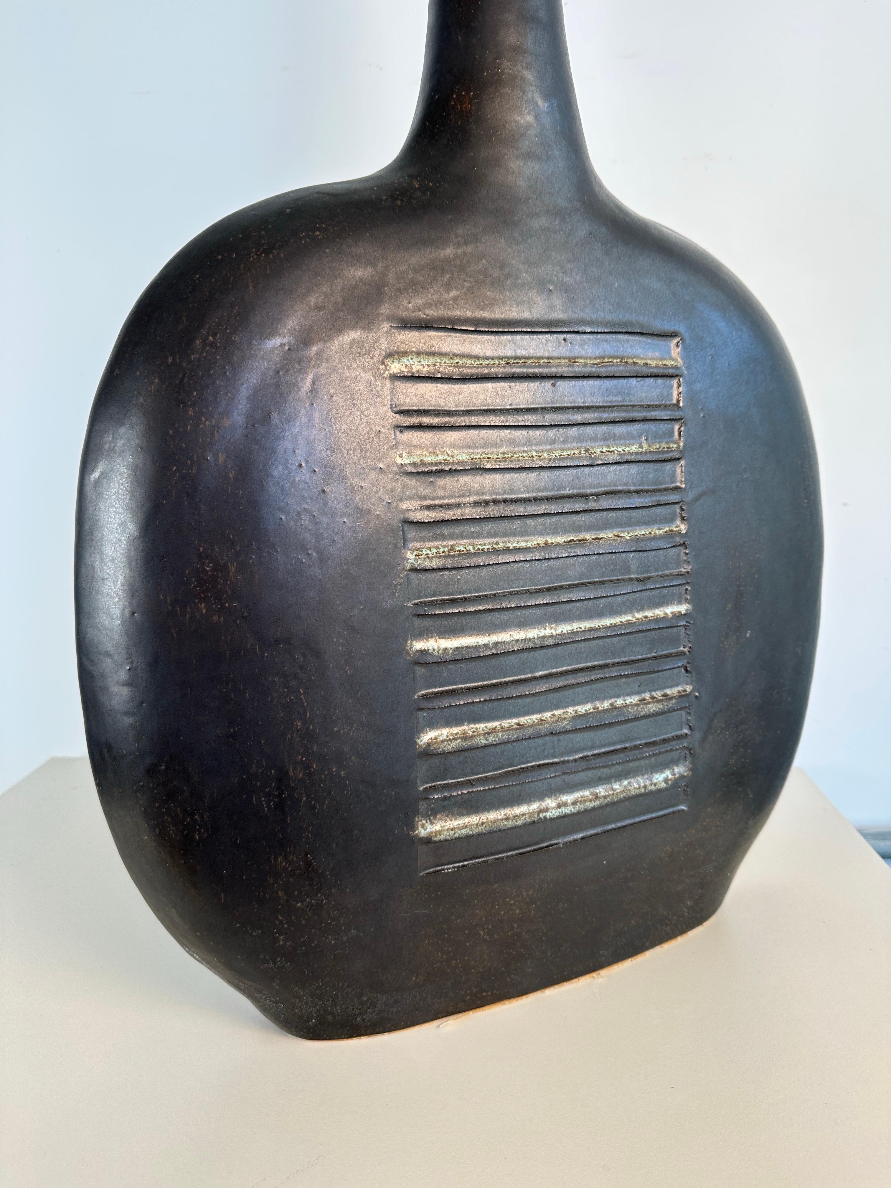 Ceramica Coppia di vasi di grandi dimensioni di Bruno Gambone in vendita