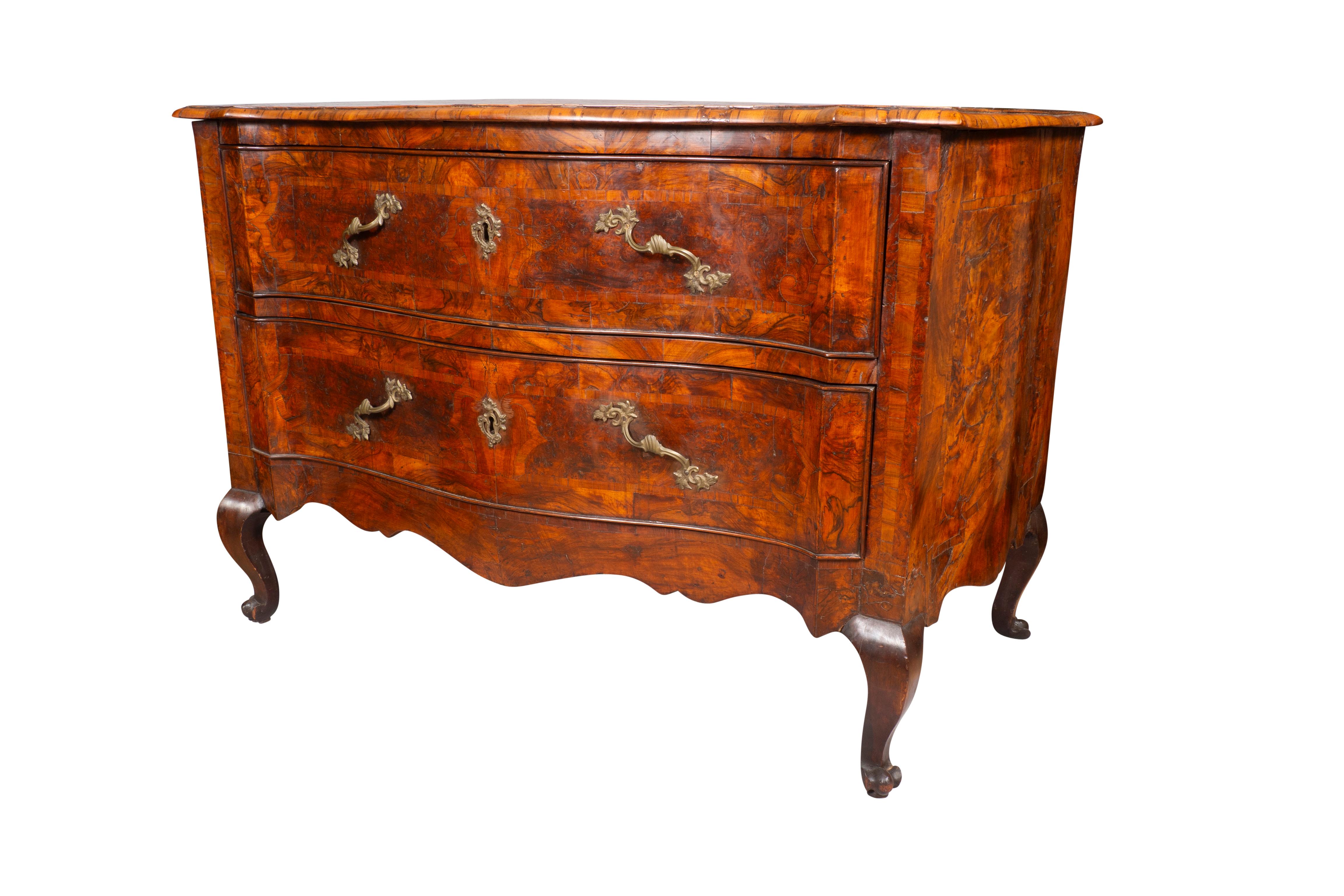 Pair Of Large Venetian Rococo Walnut Commodes For Sale 1