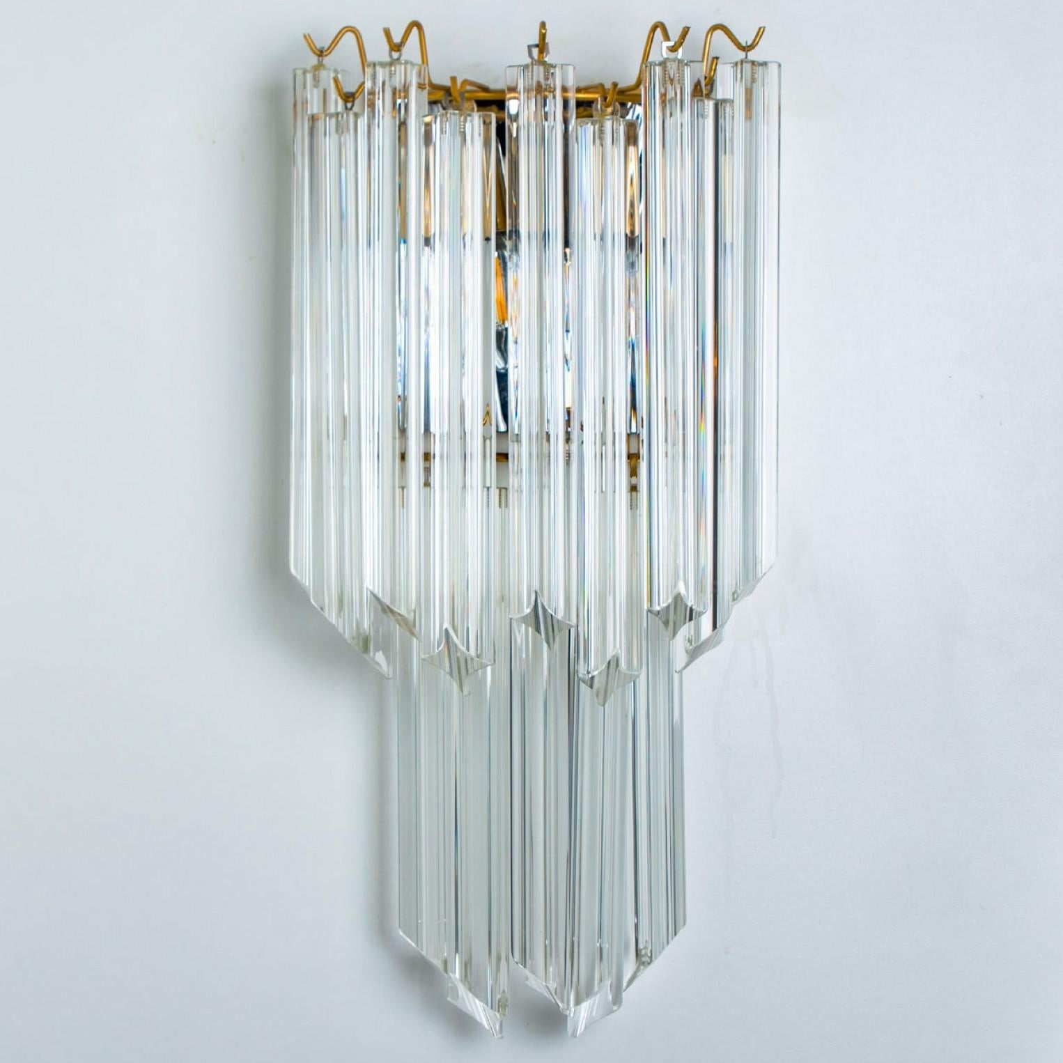 Italian Pair of Large Venini Style Clear Gold Glass Sconces, 1970 For Sale