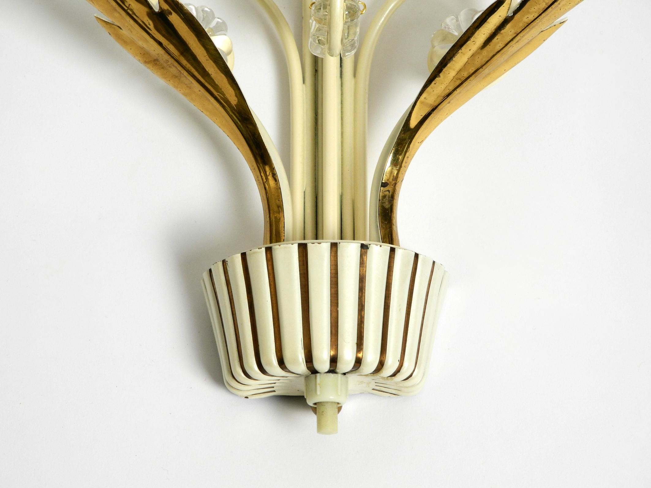 Pair of Large Very Beautiful Vereinigte Werkstätten Mid-Century Brass Wall Lamps For Sale 8