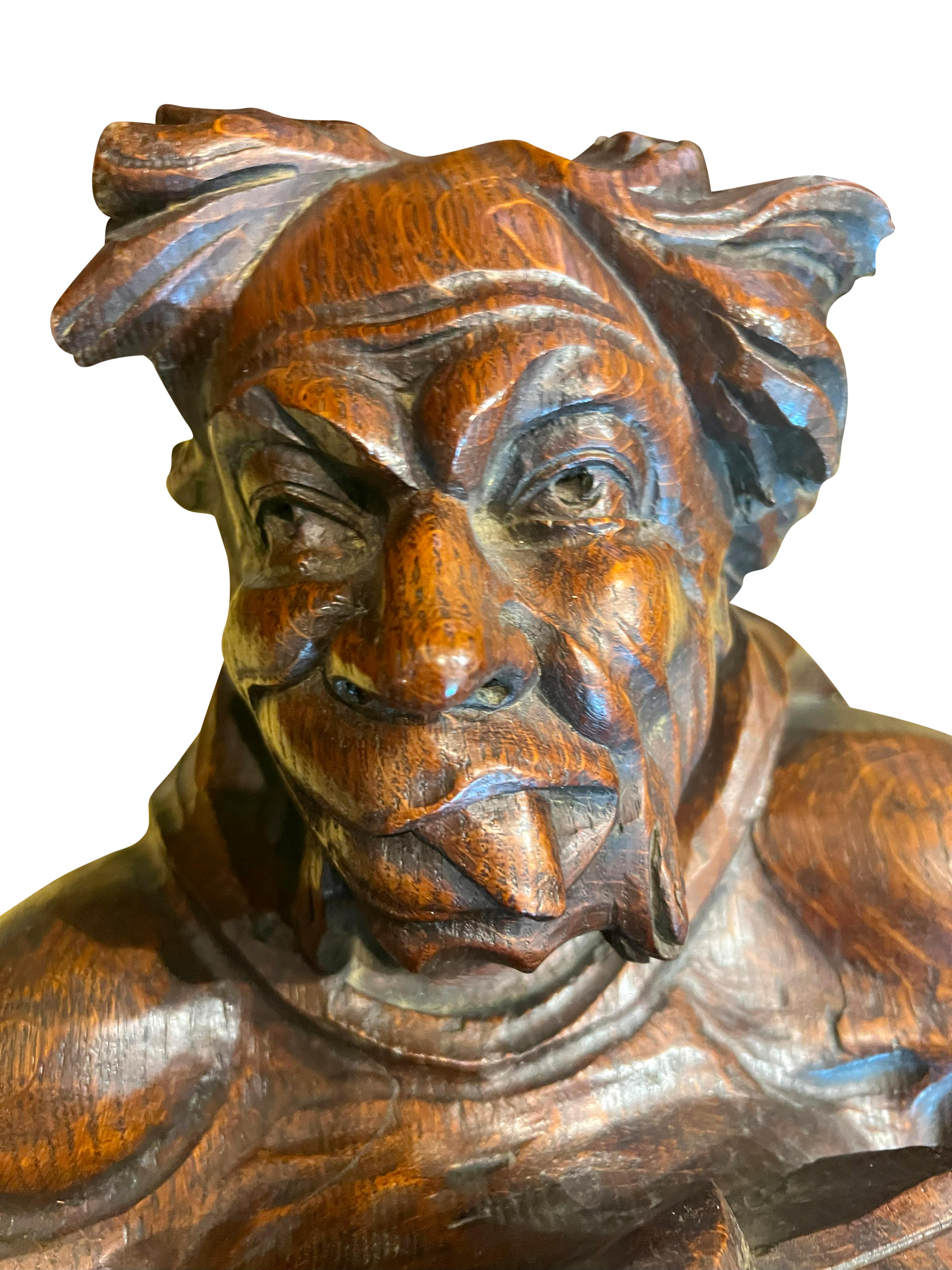Pareja De Grandes Figuras Victorianas De Roble Tallado De Un Antiguo Pub Inglés en venta 7