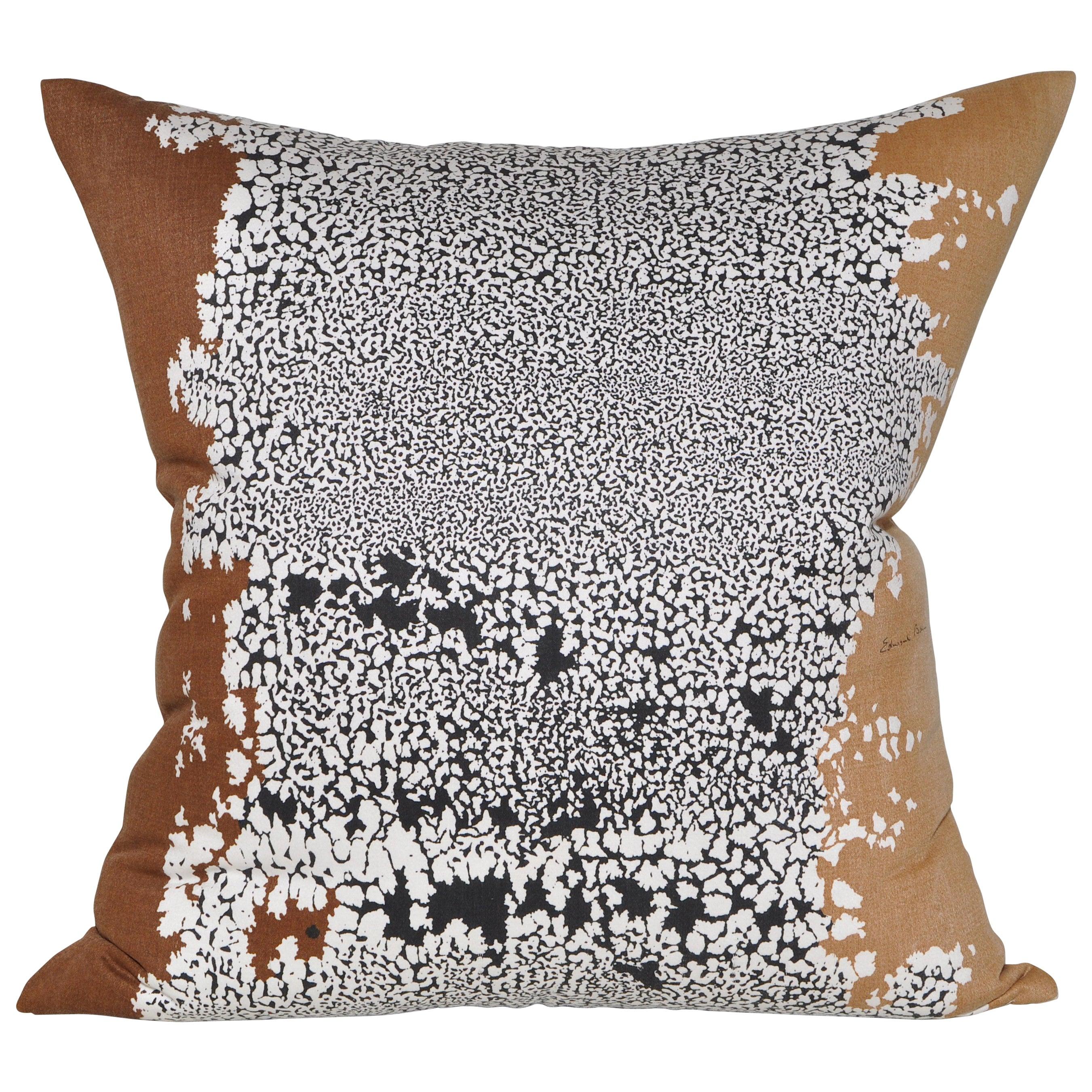 Custom made large pair of luxury pillows (cushions) created from a rare vintage fabric by midcentury artist Edmund Bacci in an attractive abstract pattern, backed in new pure Irish linen, filled with new duck and down feather insert and a concealed