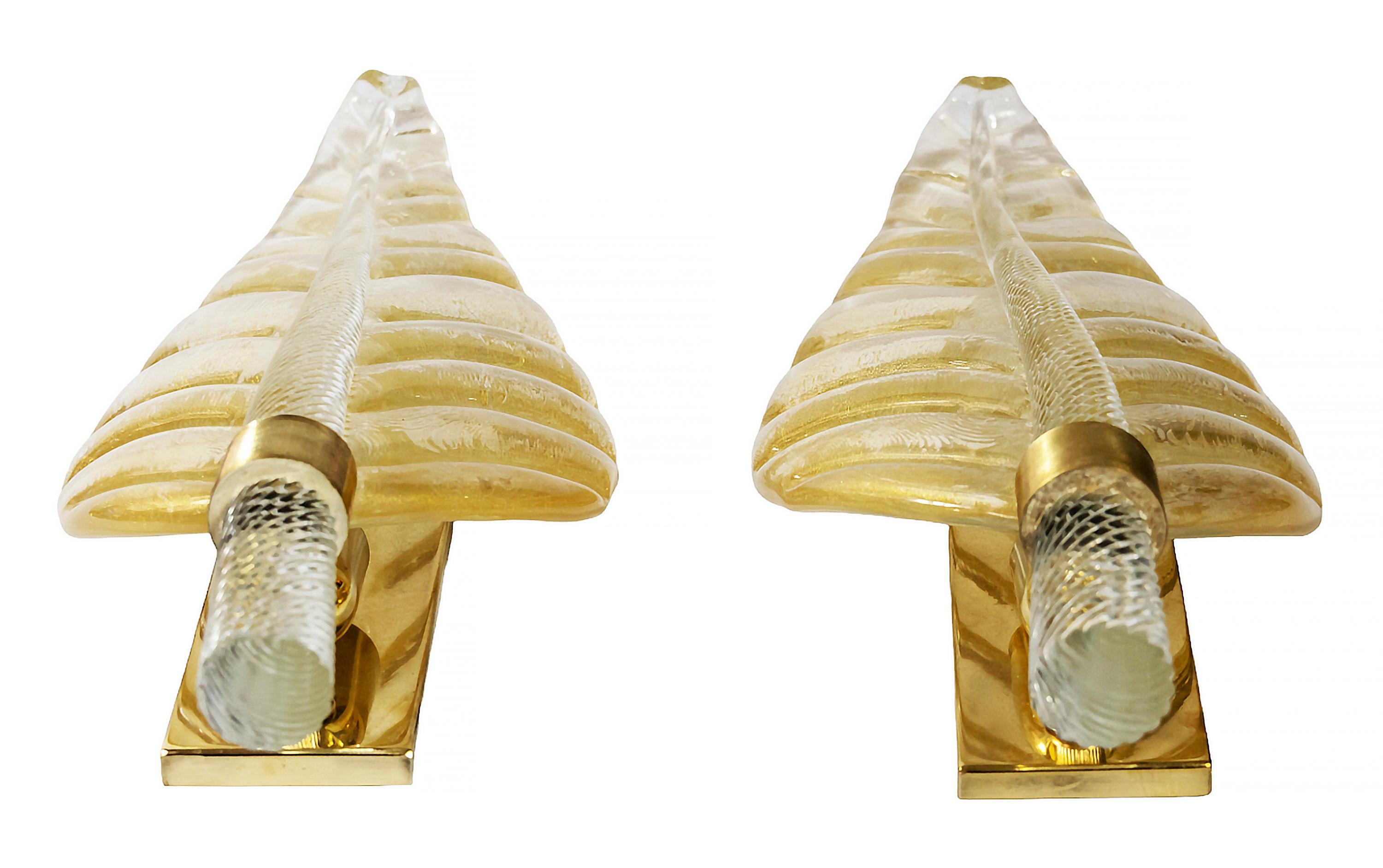 Hand-Crafted Pair of Large Vintage Italian Leaf Form Murano Glass / Brass Wall Light Sconces For Sale