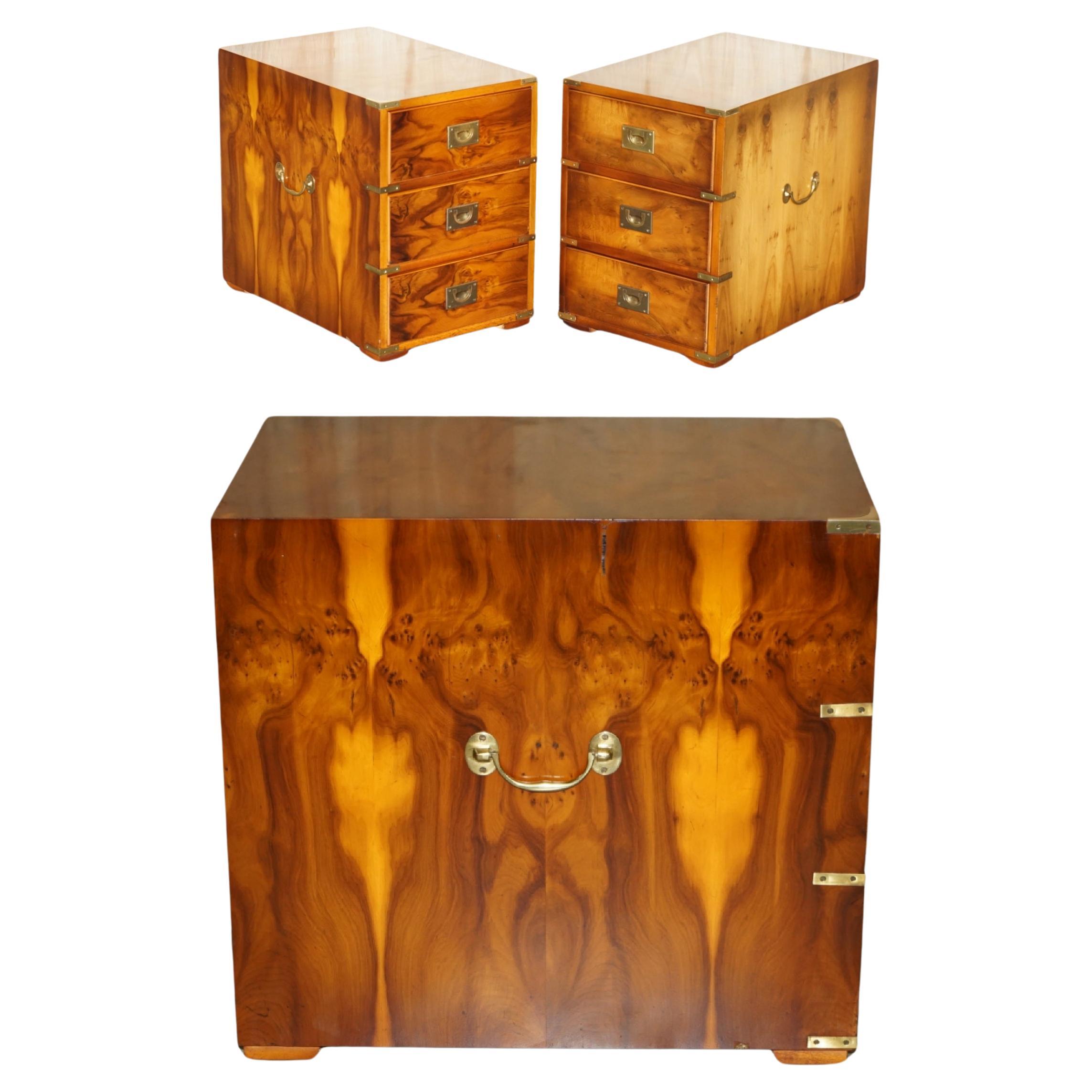 PAIR OF LARGE ViNTAGE MILITARY CAMPAIGN BURR YEW WOOD SIDE LAMP TABLE DRAWERS For Sale