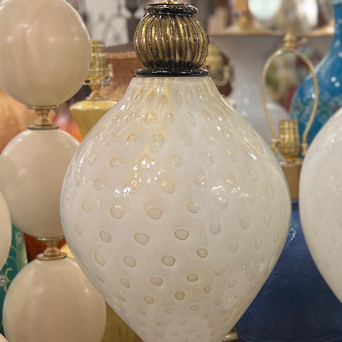Italian Pair of Large Vintage White Murano lamps For Sale