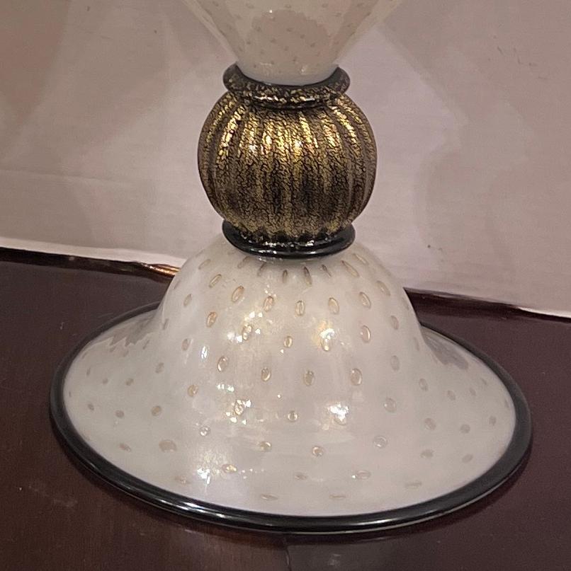 Late 20th Century Pair of Large Vintage White Murano lamps For Sale