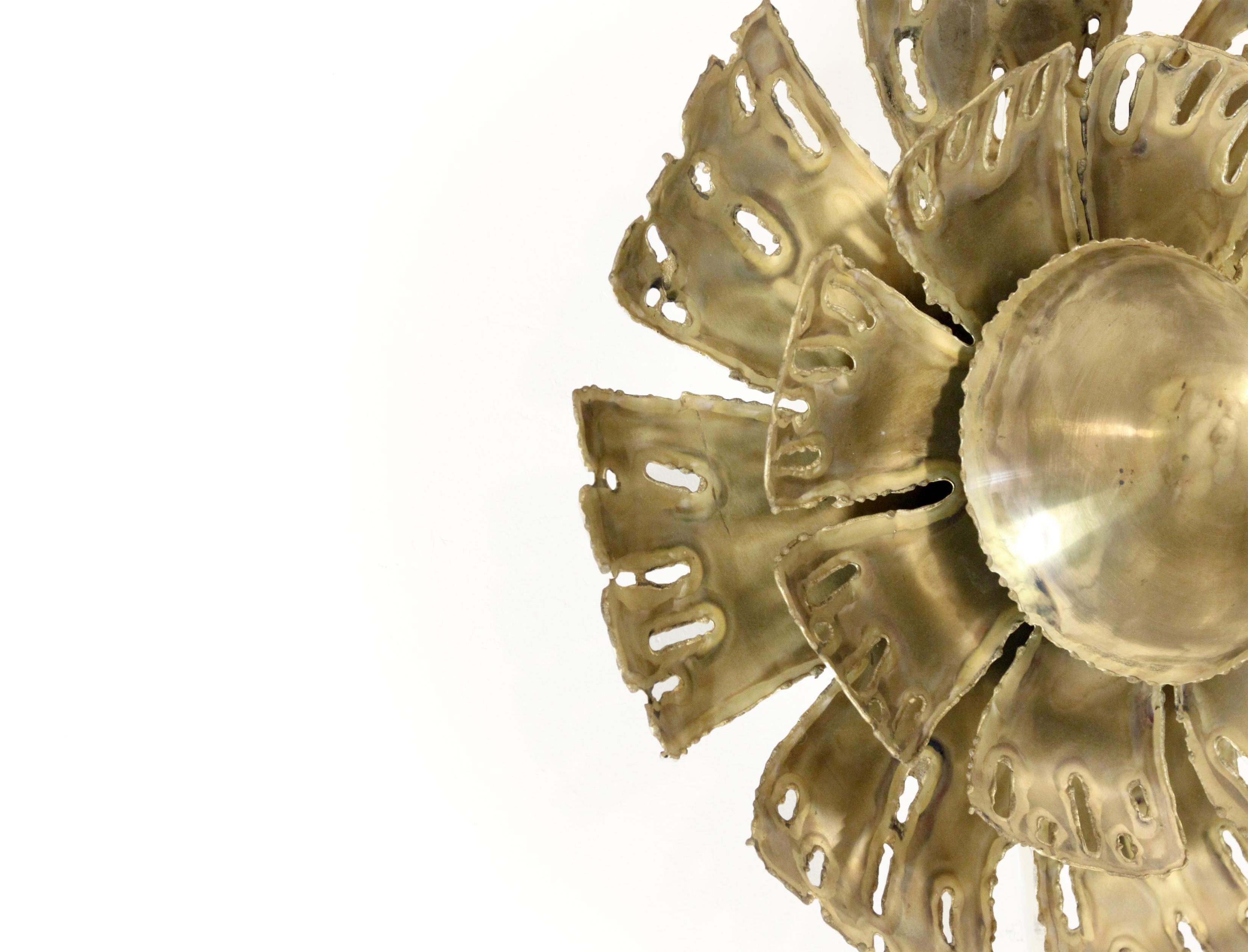 Mid-Century Modern Pair of Large Wall Lights in Brass by Svend Aage Holm Sørensen, Denmark, 1970s For Sale