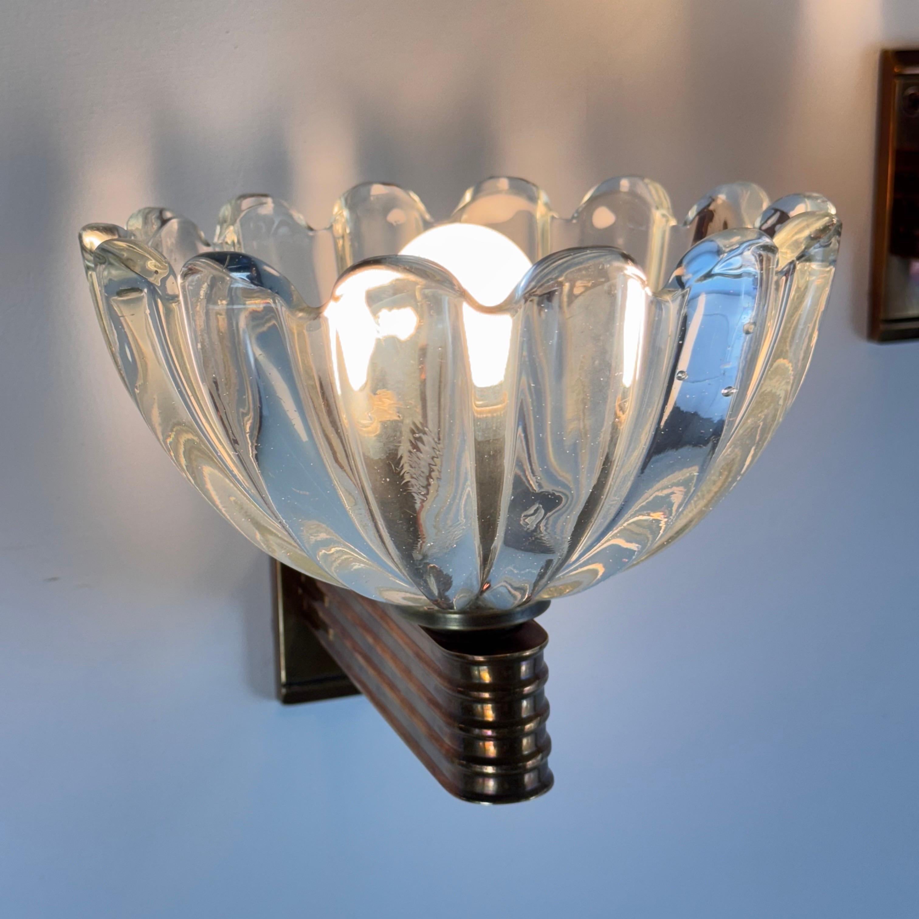 Coppia di grandi lampade da parete di Seguso Vetri d'Arte, attribuite ad Archimede Seguso in vendita 11