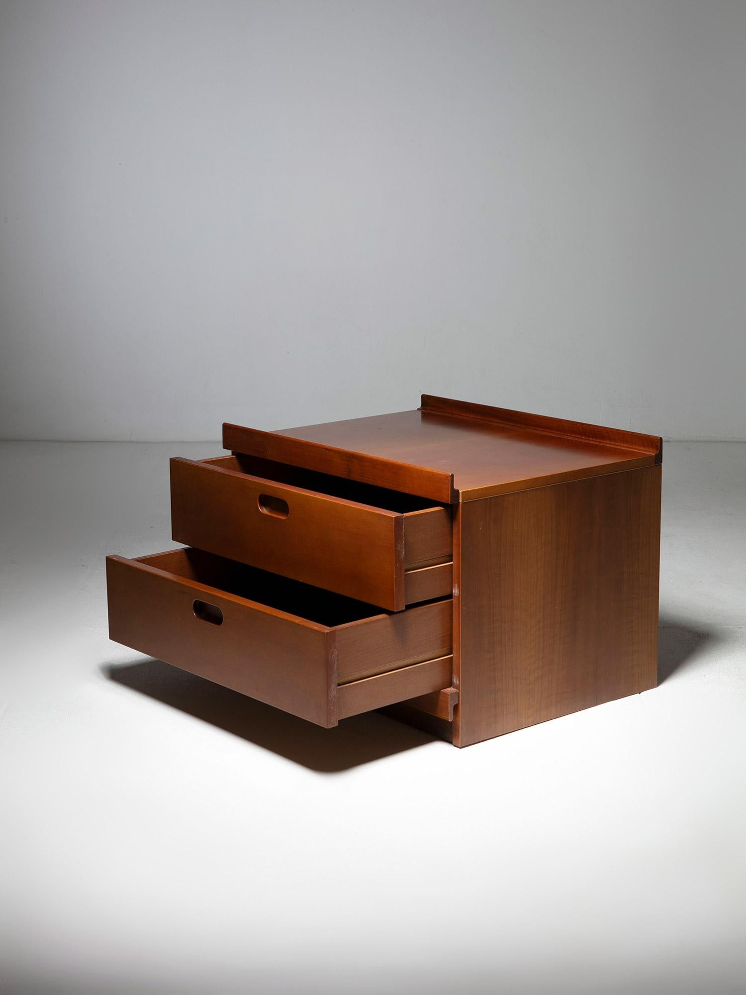 Wood Pair of Large Walnut Night Stands by Tito Agnoli for Molteni. Italy, 1970s