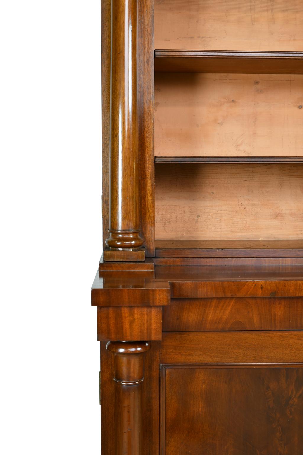 Pair of Large William IV Bookcases in West Indies Mahogany, England, circa 1830 10