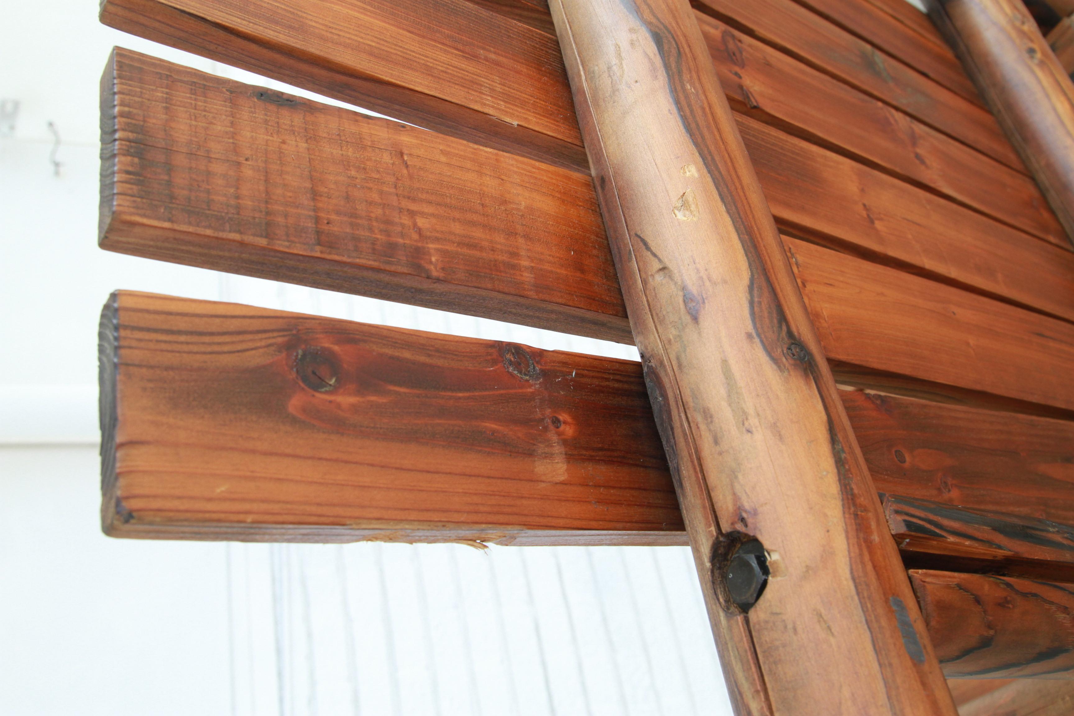 Pareja De Grandes Adirondacks De Madera Estilo Cubierta  Sillones de jardín siglo XX en venta