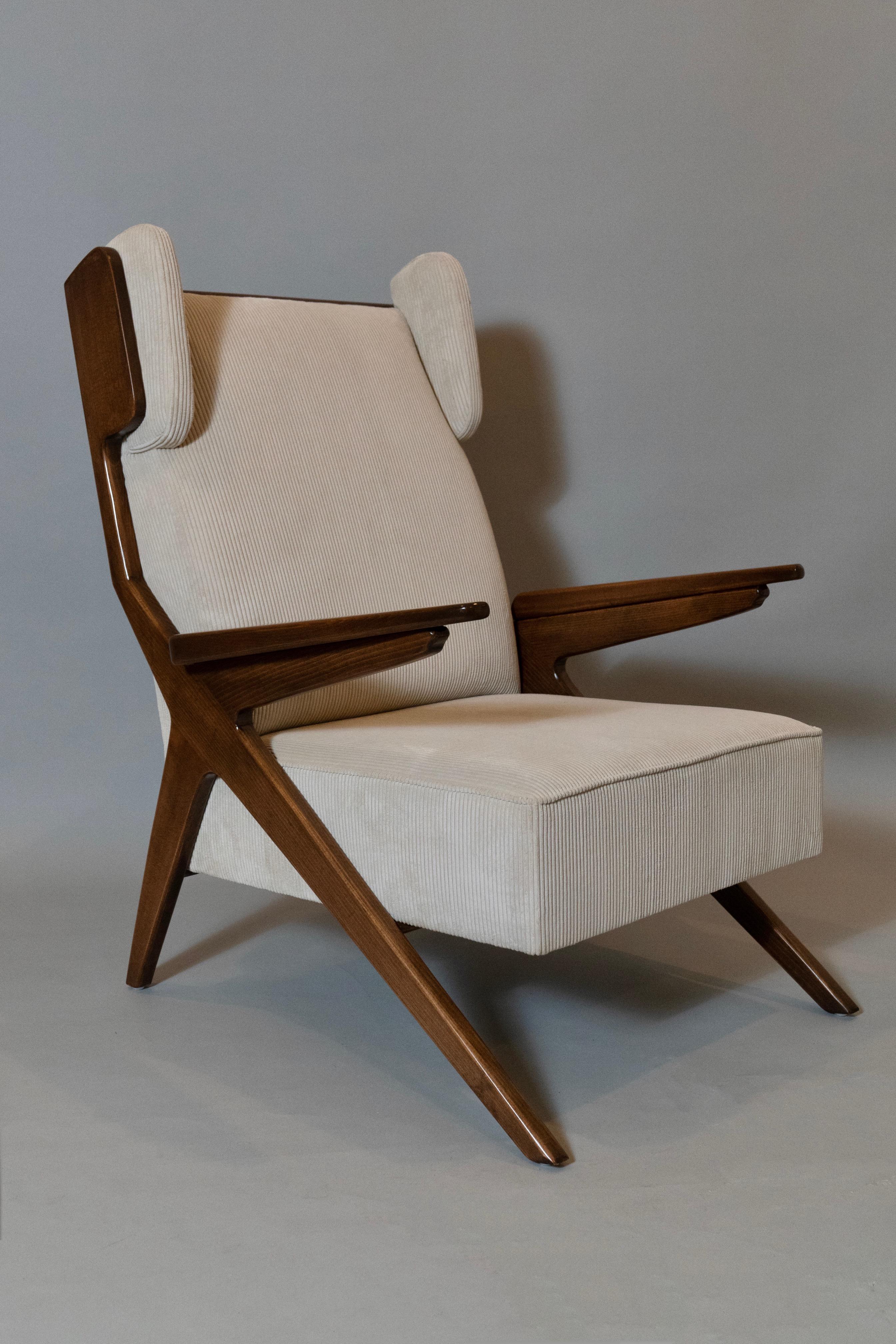 Pair of Large X-Leg Wingback Armchairs in Walnut, Italy 1950's 7