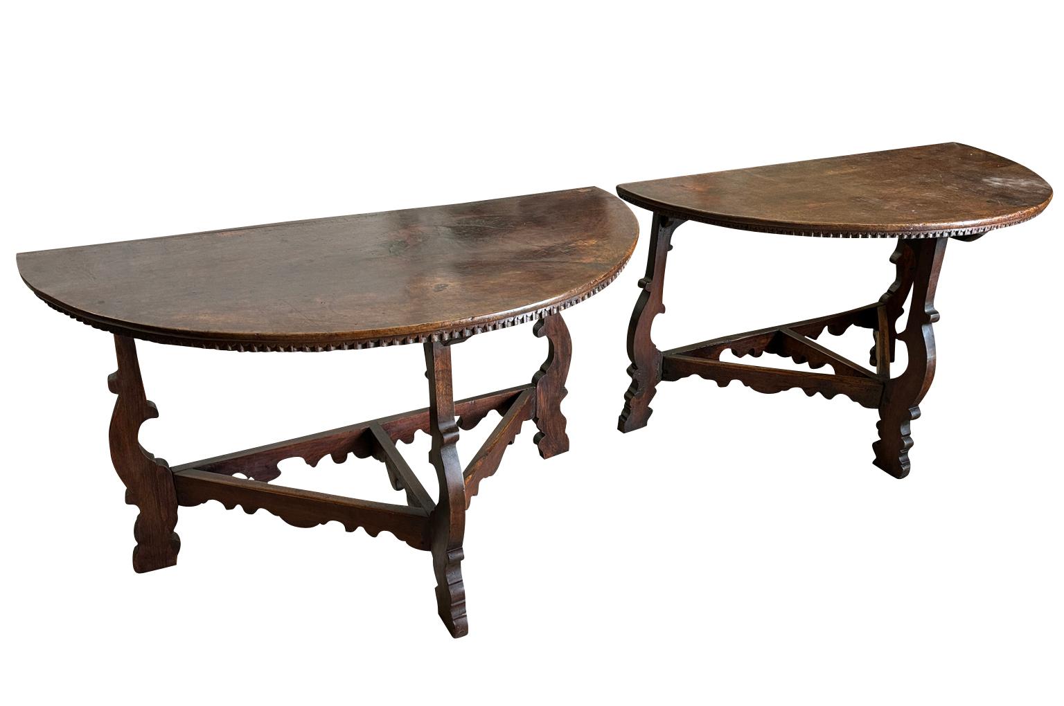 Walnut Pair Of Late 17th Century Italian Demi Lune Consoles For Sale