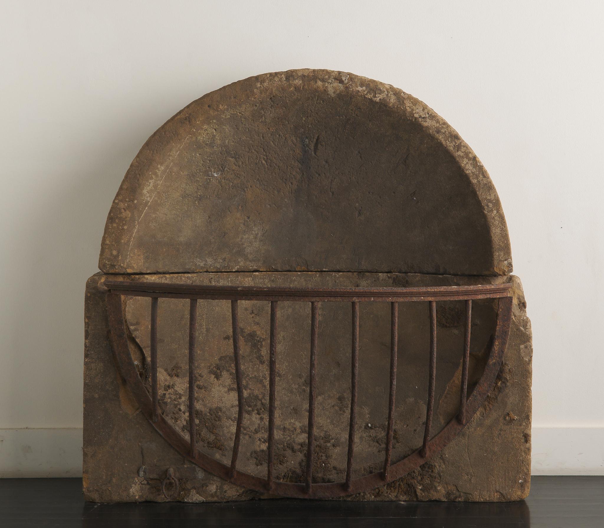 Sculpté Paire de mangeoires anglaises de la fin du 18ème C. en vente