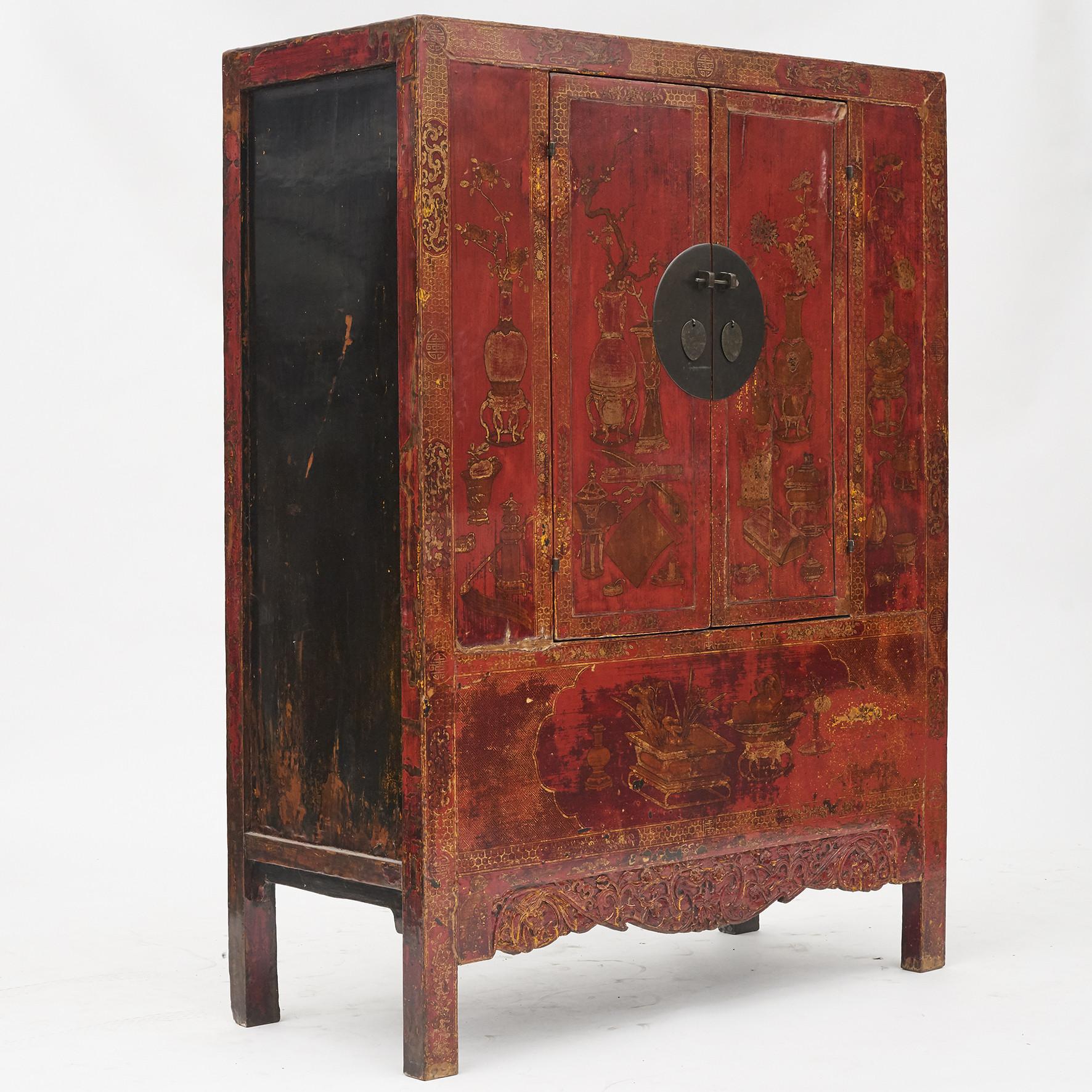 A rare set of cabinets. Red lacquer with original carvings and well-preserved leaf gold decorations.
Black lacquer on the sides of the cabinet.
A decorative and beautiful pair of cabinets from Shanxi Province, late 18th century.

Features two doors,