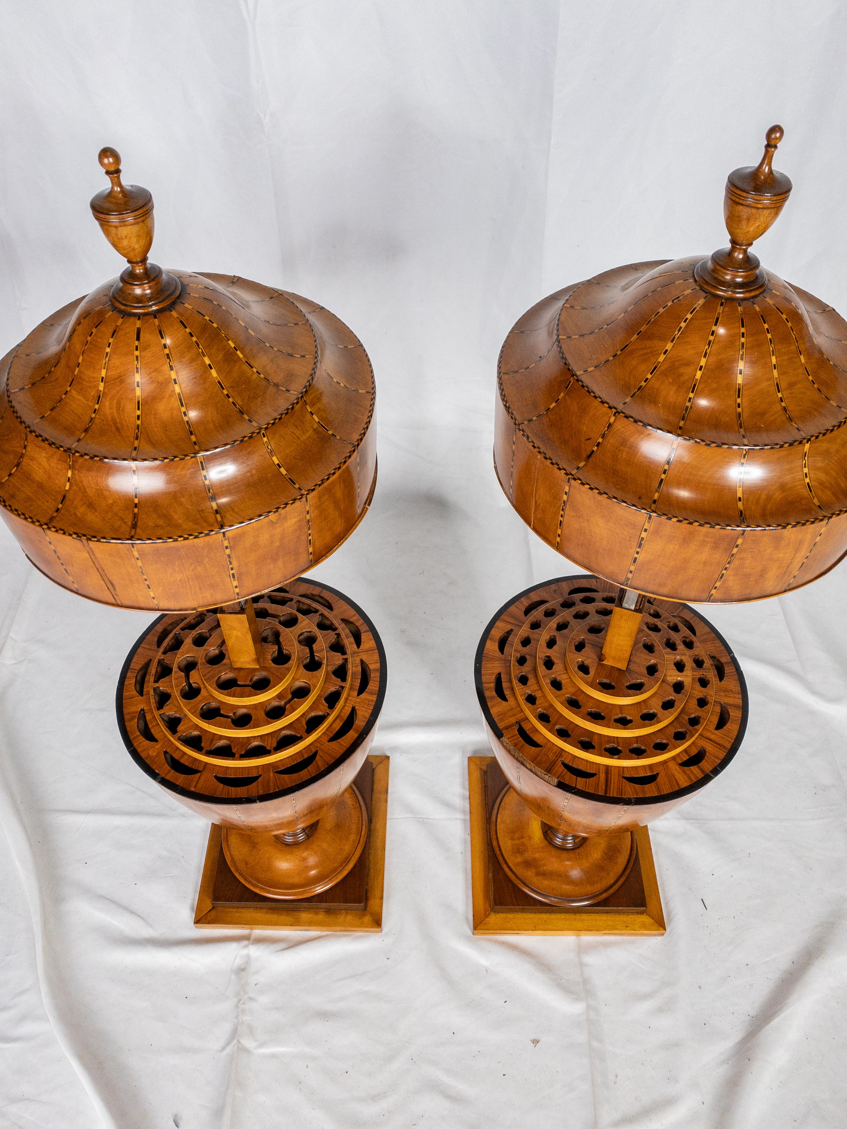 Pair of Late 18th Century Cutlery Boxes In Good Condition For Sale In Houston, TX