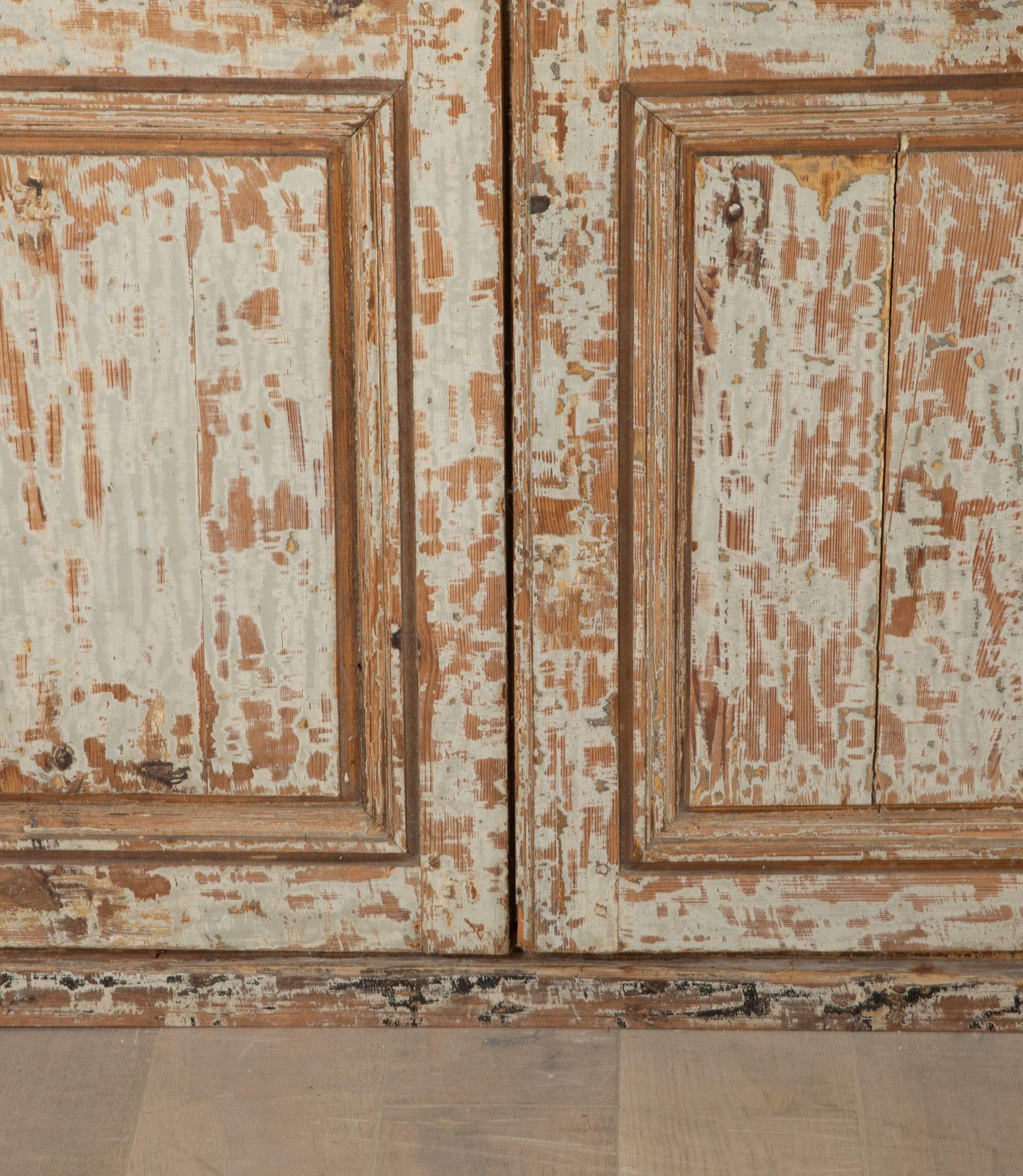 Pareja de puertas de castillo francés de finales del siglo XVIII en Bueno estado para la venta en Gloucestershire, GB