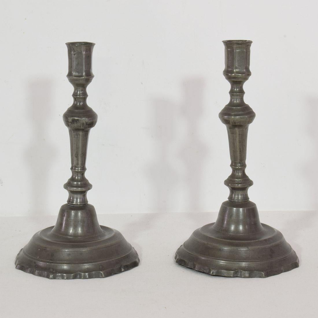 Pair of Late 18th Century French Neoclassical Pewter Candleholders For Sale 3
