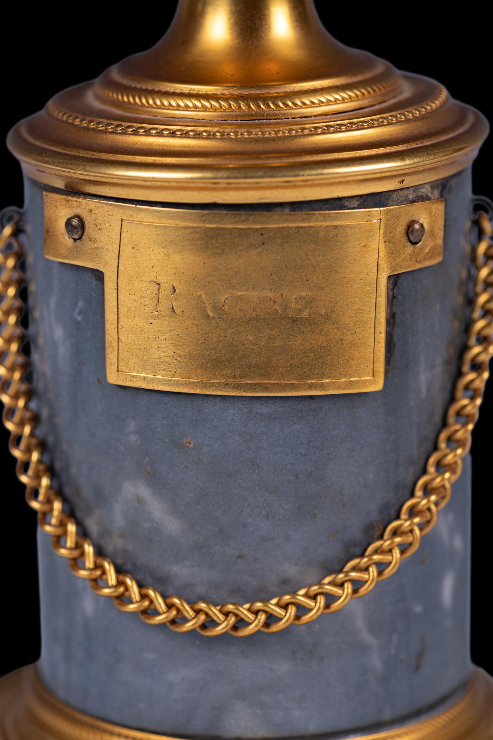 Paar französische patinierte Bronzebüsten von Racine und Corneille aus dem späten 18. im Angebot 1