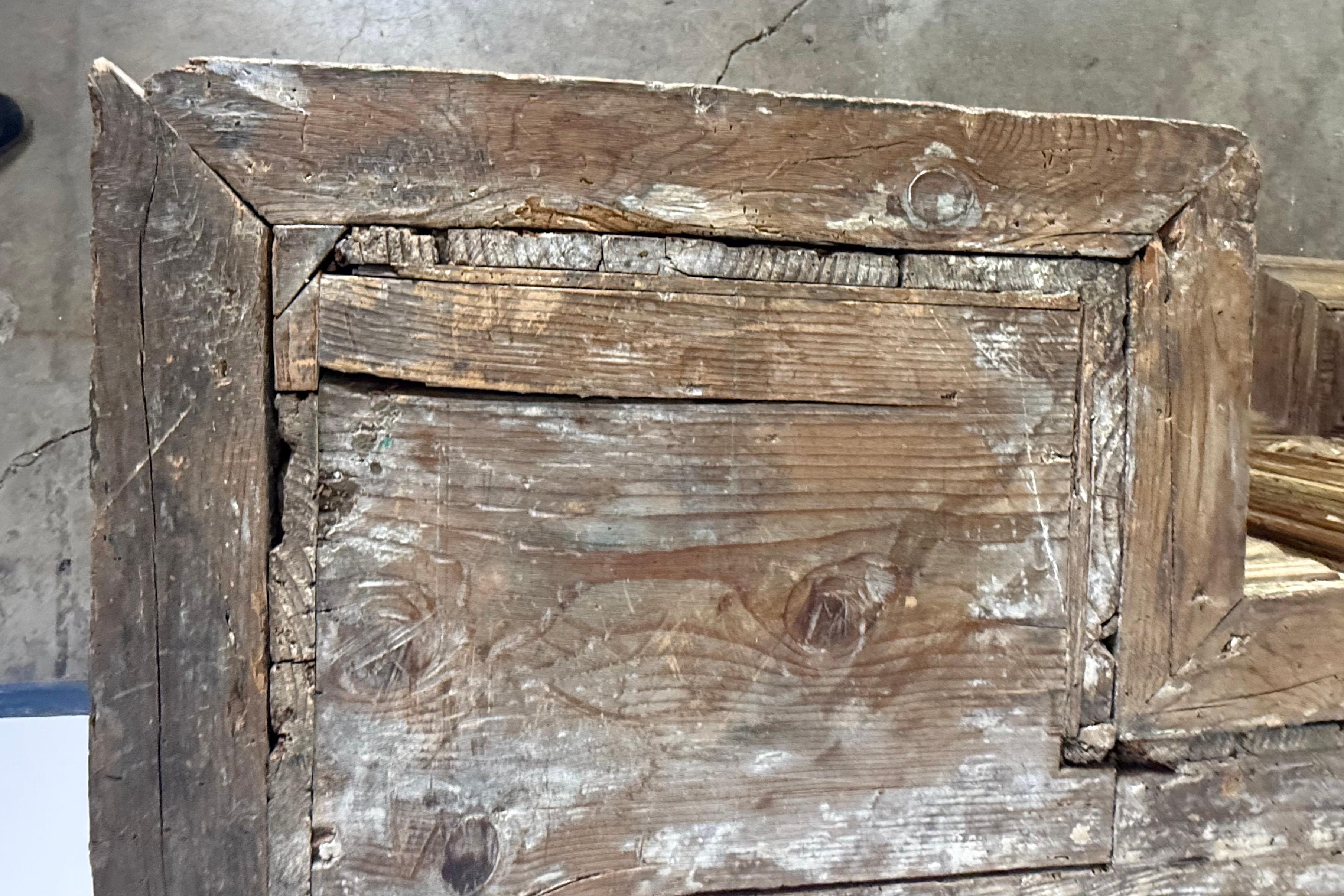 Pair of late 18th century Italian Architectural Elements For Sale 4