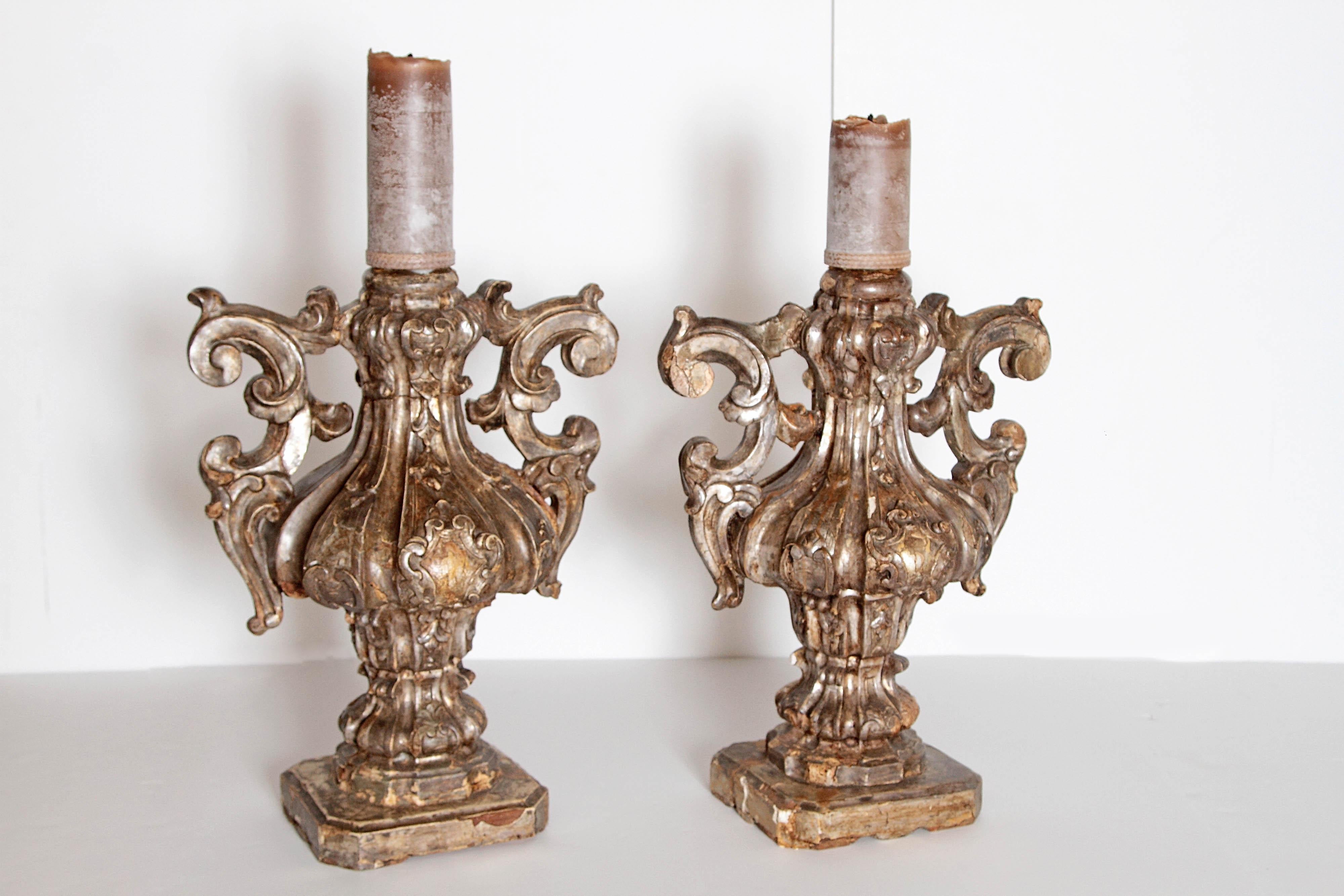 Pair of Late 18th Century Italian Carved and Gilt Candleholders 8