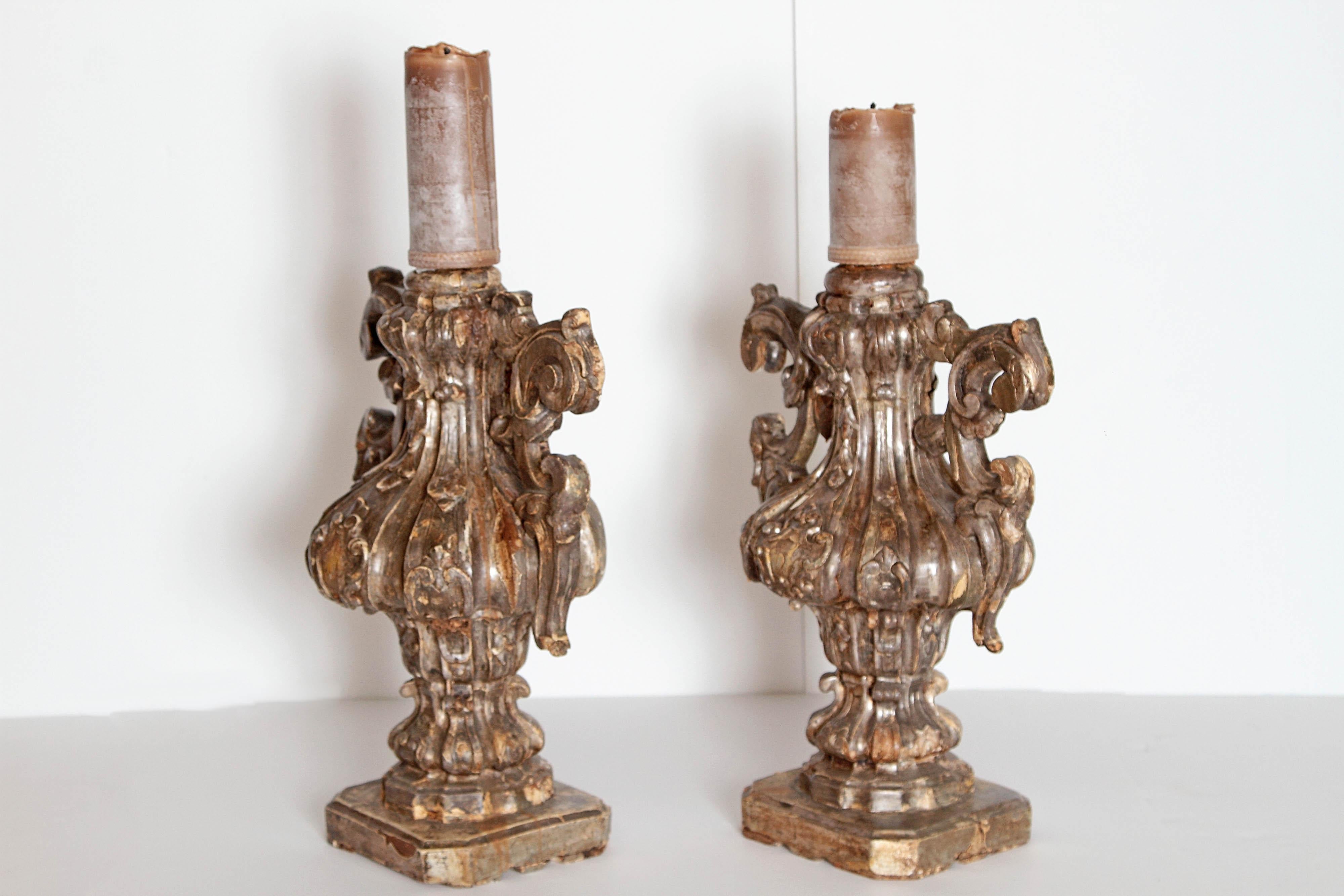 Pair of Late 18th Century Italian Carved and Gilt Candleholders In Good Condition In Dallas, TX