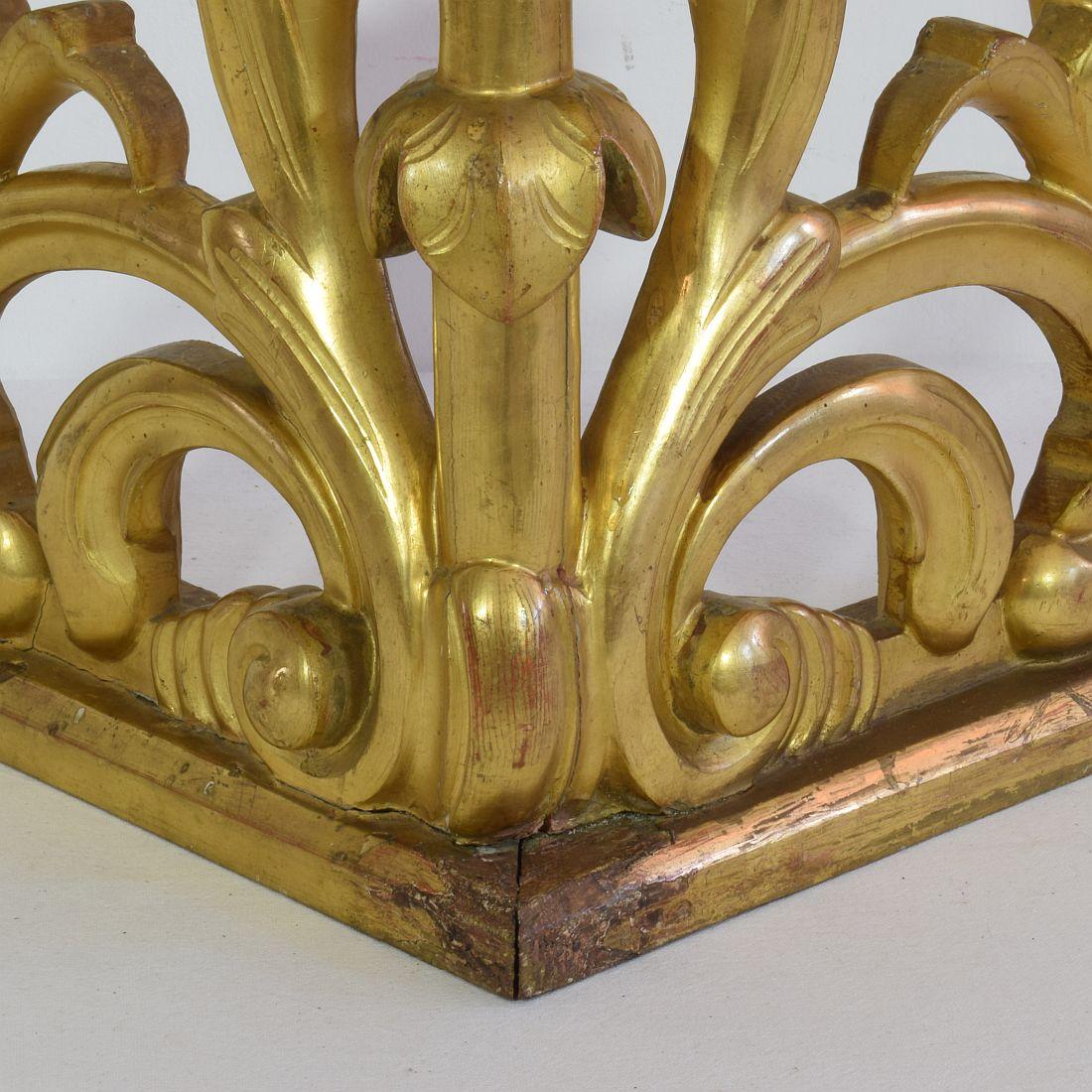Pair of Late 18th Century Italian Giltwood Baroque Candlesticks or Candleholders 11
