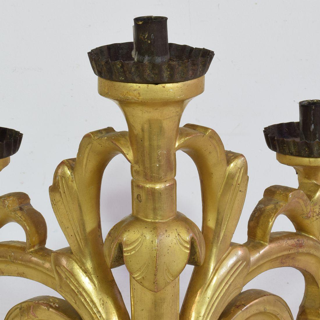 Pair of Late 18th Century Italian Giltwood Baroque Candlesticks or Candleholders 1