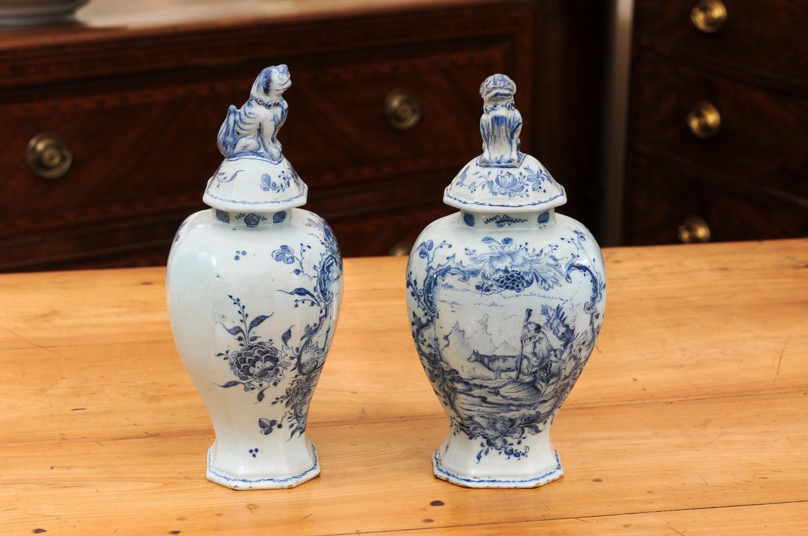 Pair of Late 18th Century Italian Porcelain Garniture Urns with Lids For Sale 6