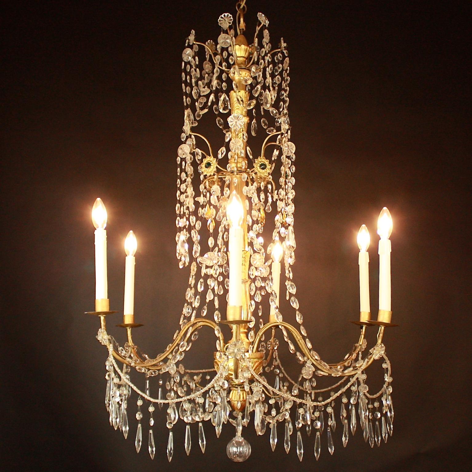 Pair of Late 18th Century Neoclassical Genoa/Italy Giltwood Crystal Chandeliers In Good Condition In Berlin, DE