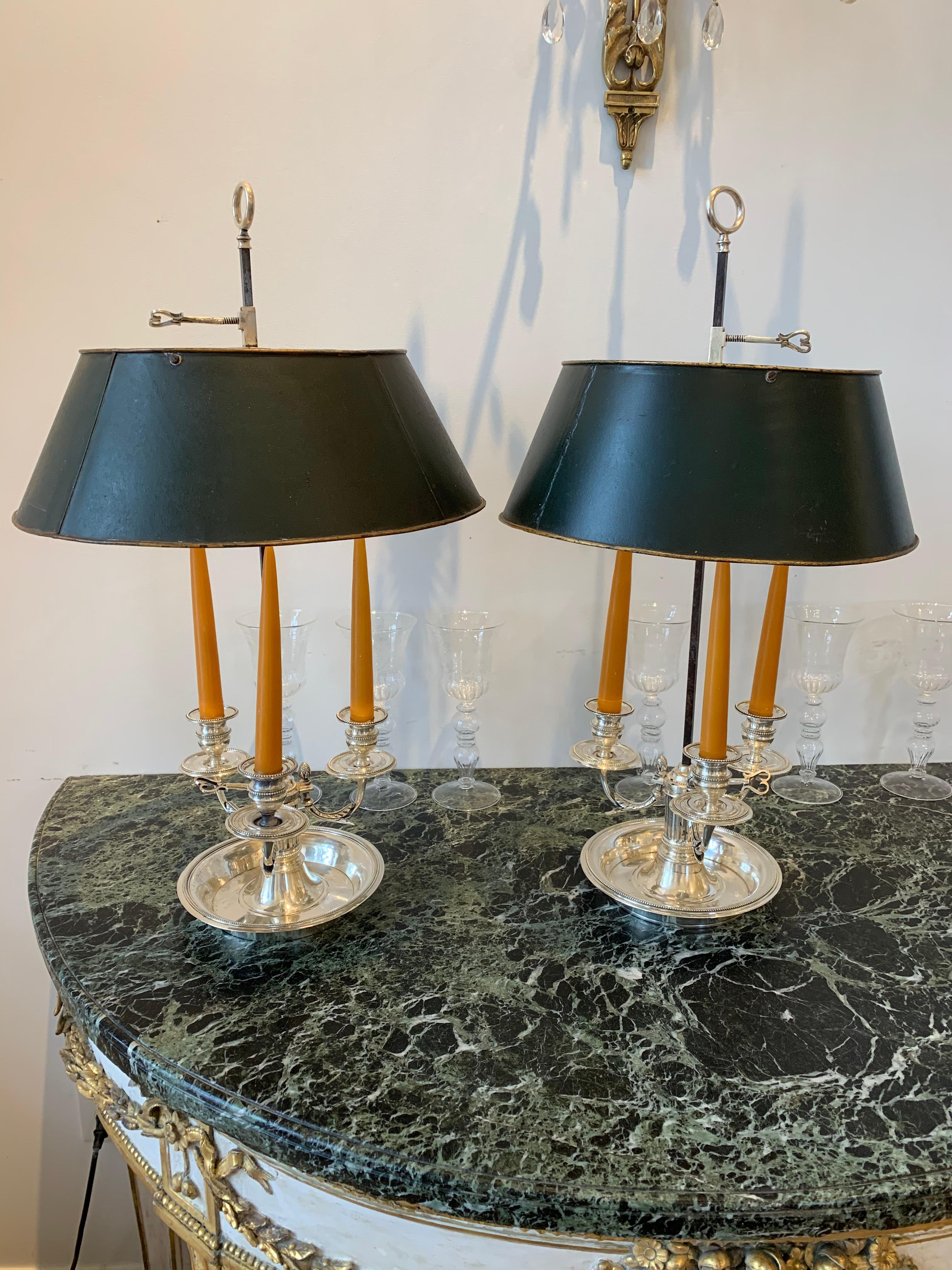 Neoclassical Pair of Late 18th Century Silvered Bronze Bouillotte Lamps