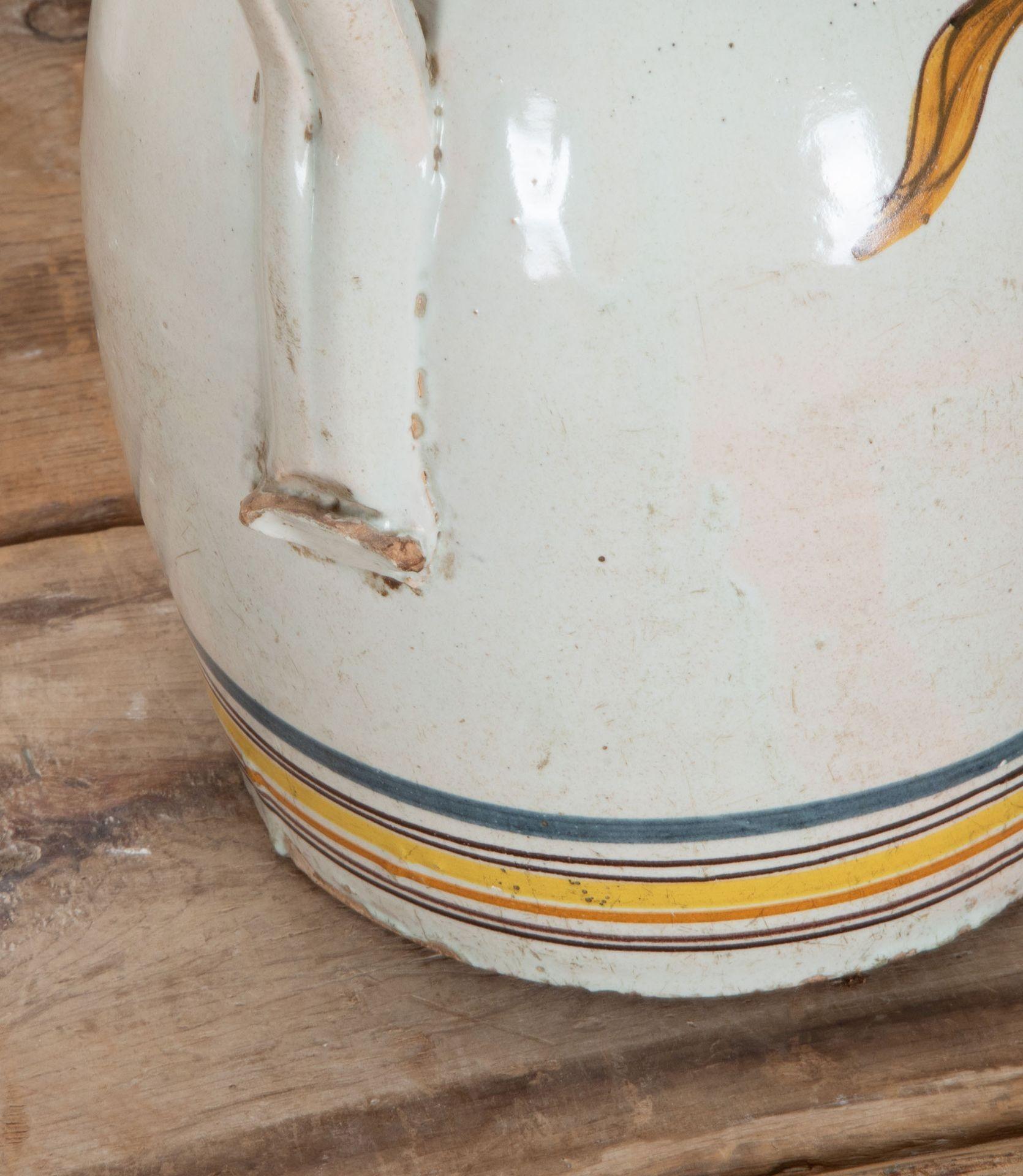 Pair of Late 18th Century Spanish Puente del Arzobispo Jugs For Sale 2