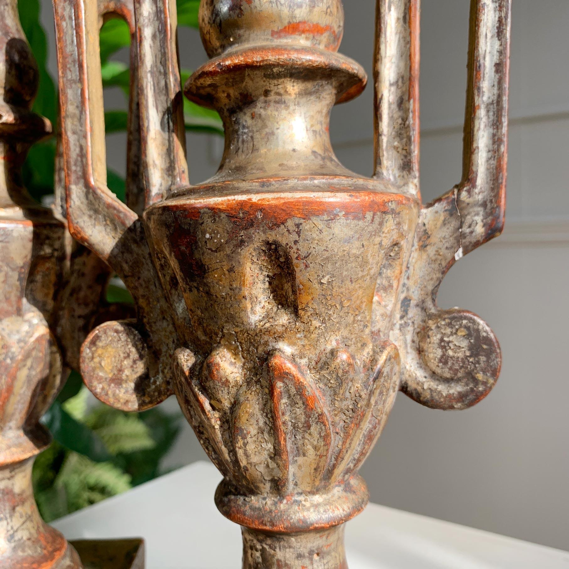 Hand-Carved Pair of Late 18th Century Gold Wood and Gesso Baroque Altar Vases For Sale