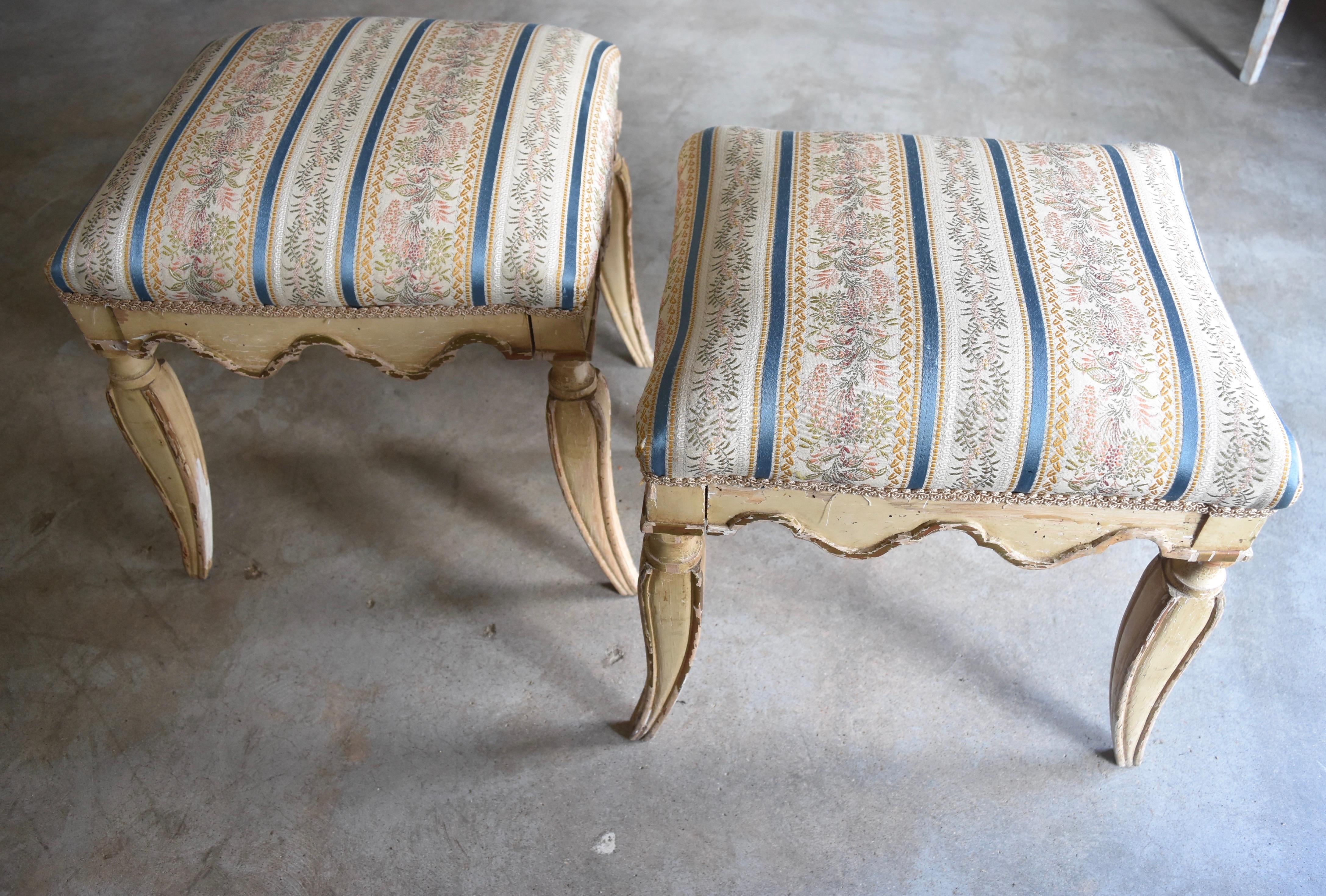 Pair of Late 18th Century Wooden Original Painted Italian Benches, Gold Touches 7