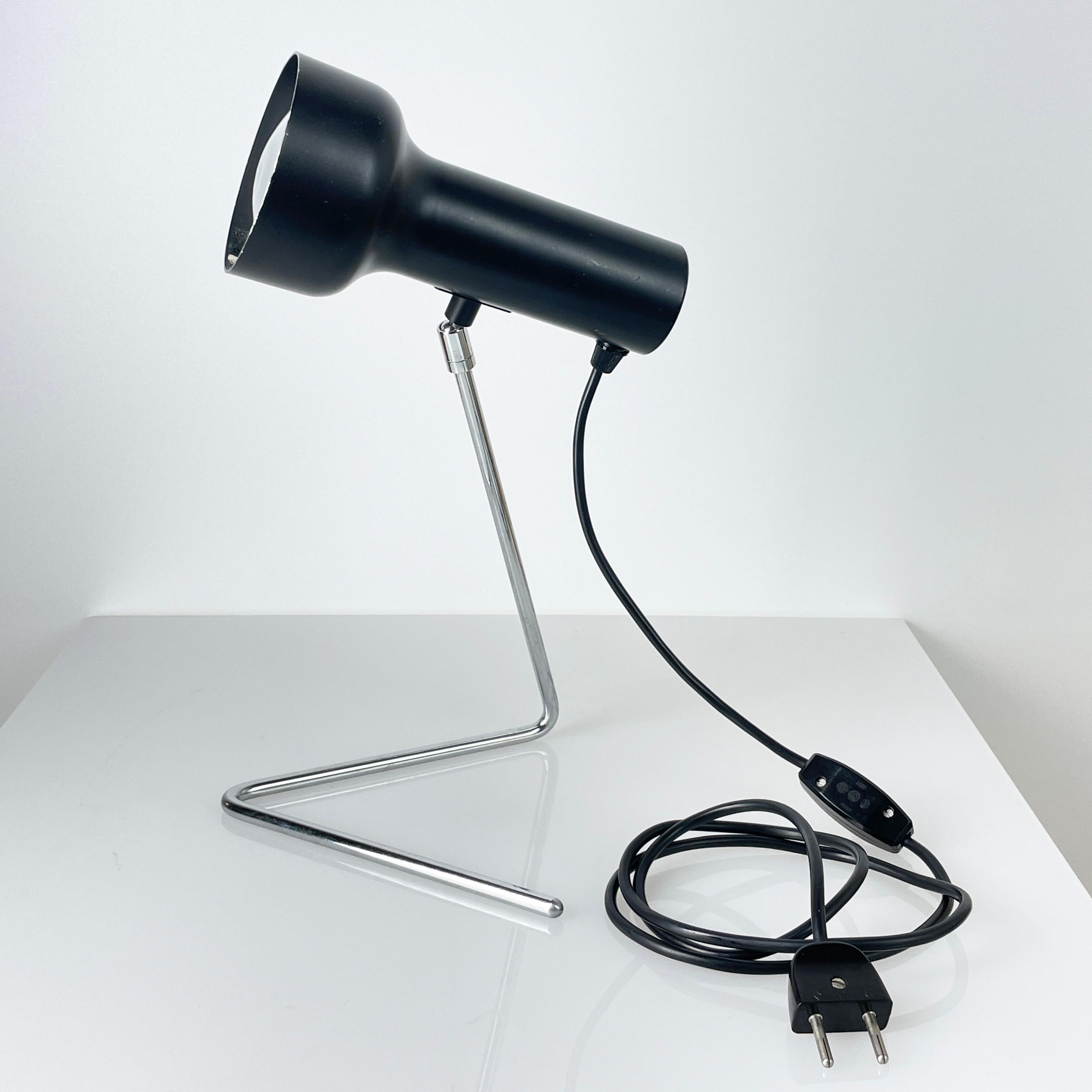 Pair of late 1950's Minimalist Table Lamps For Sale 11