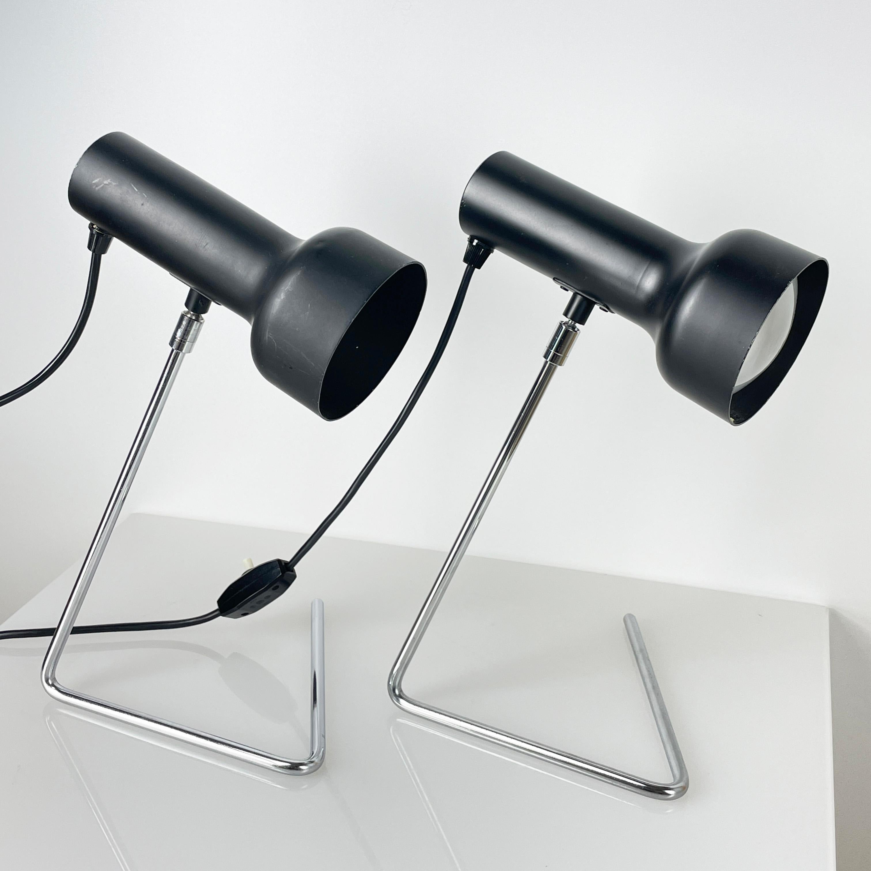 Pair of late 1950's Minimalist Table Lamps For Sale 2