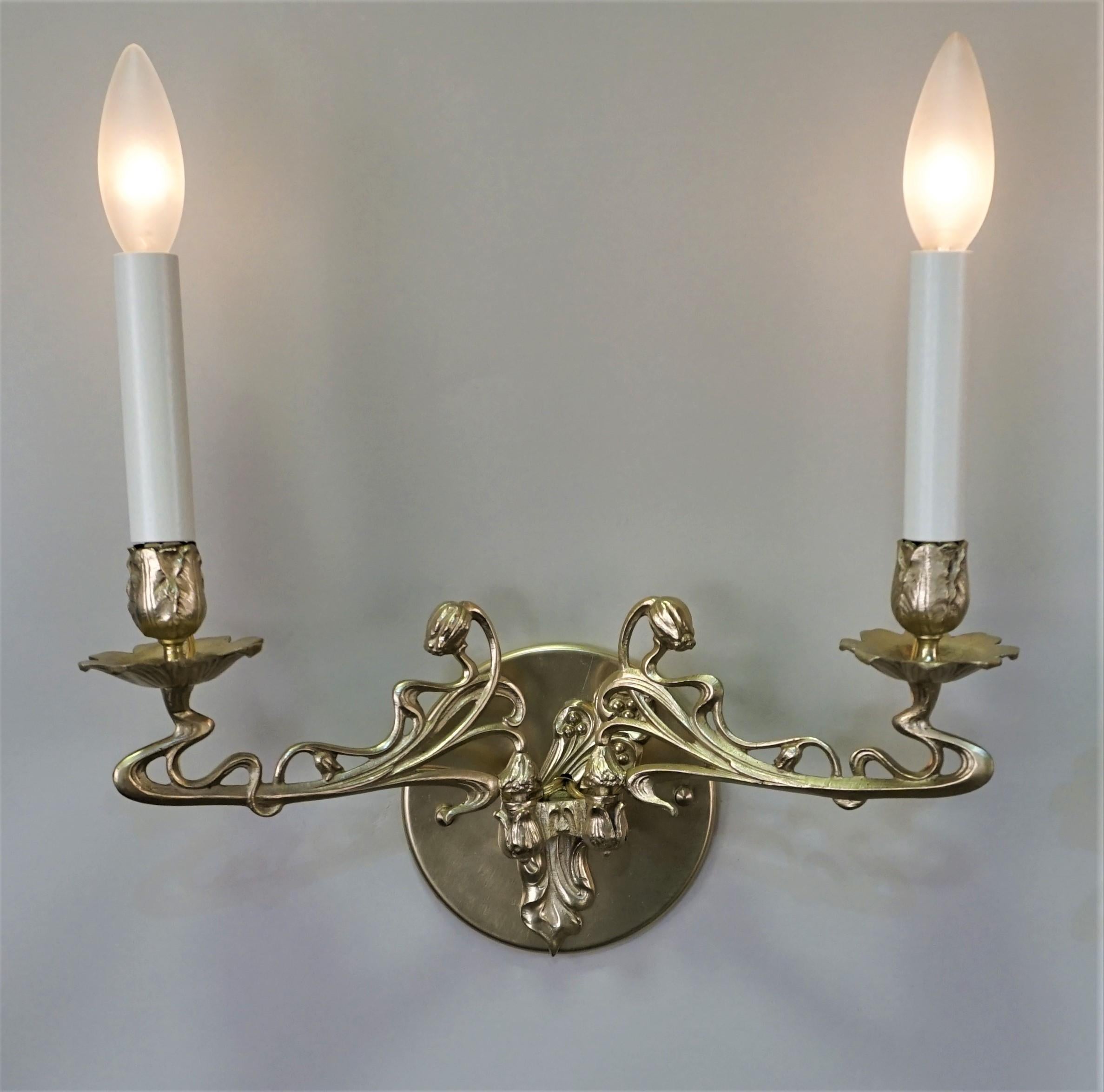 Pair of Late 19th Century Art Nouveau Bronze Piano-Wall sconces 2