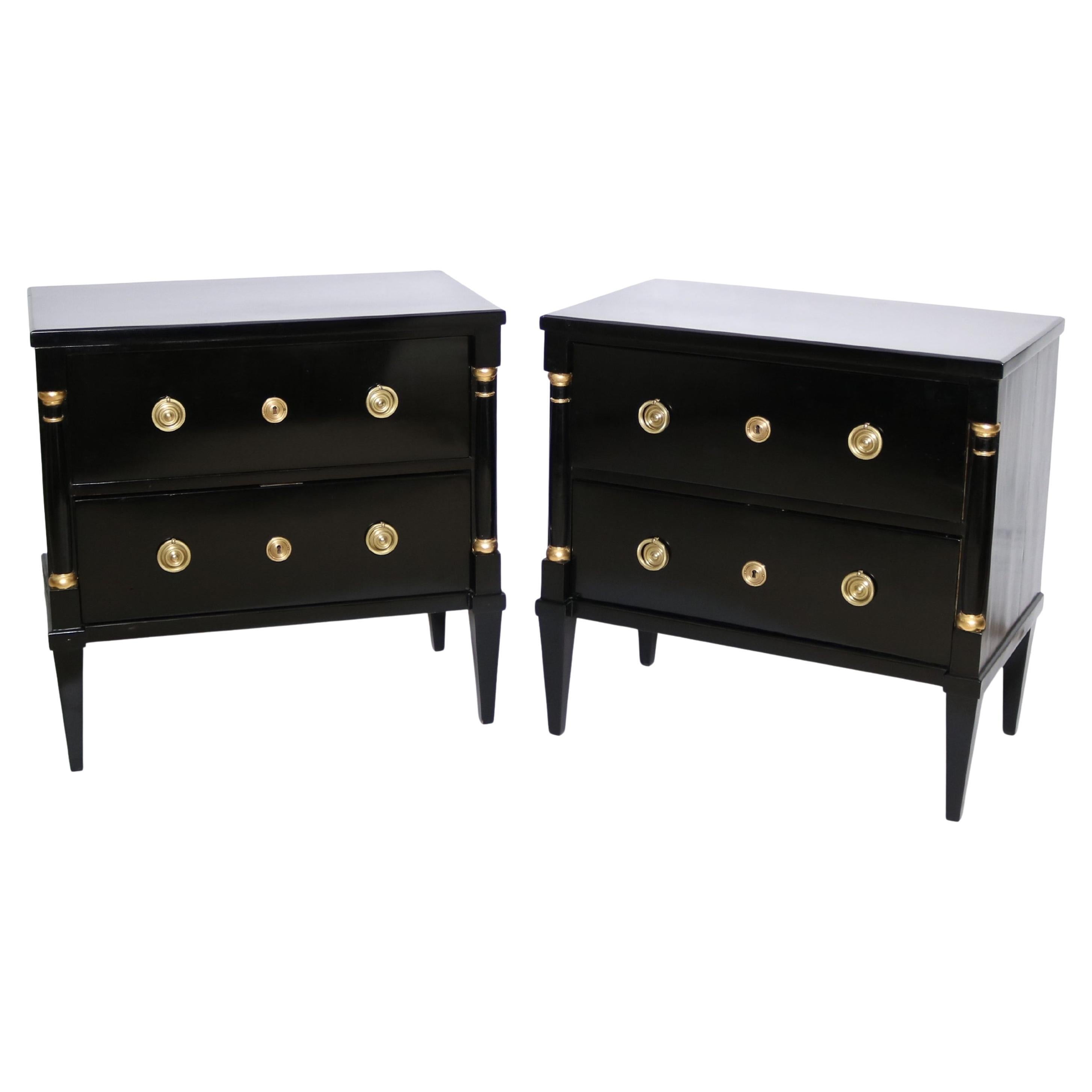 Ein Paar Nachttische aus dem späten 19.