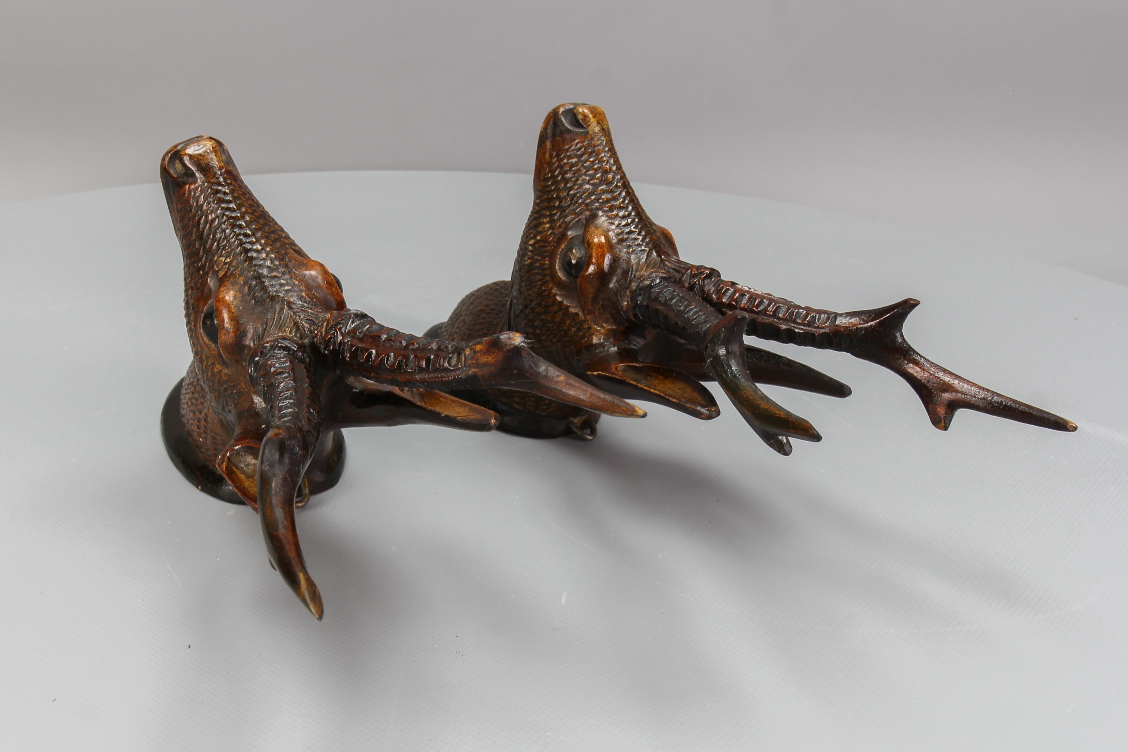 Pair of Late 19th Century Black Forest Carved Roe Deer Heads Wall Mounts 2