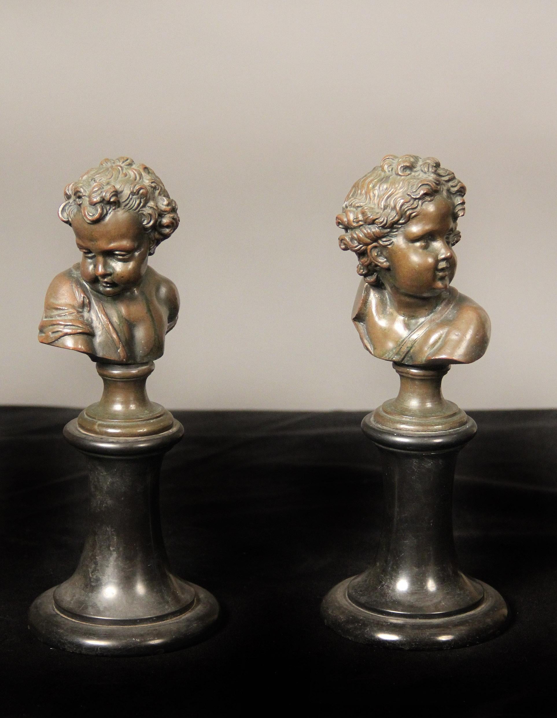 Coppia di busti in bronzo della fine del XIX secolo di Mahuex


Da A. Mahuex

Raffigurano busti di giovani ragazzi seduti su una base di marmo nero.

Dettagli:
Altezza - 10 pollici / 25 cm
Diametro - 4 pollici / 10 cm
