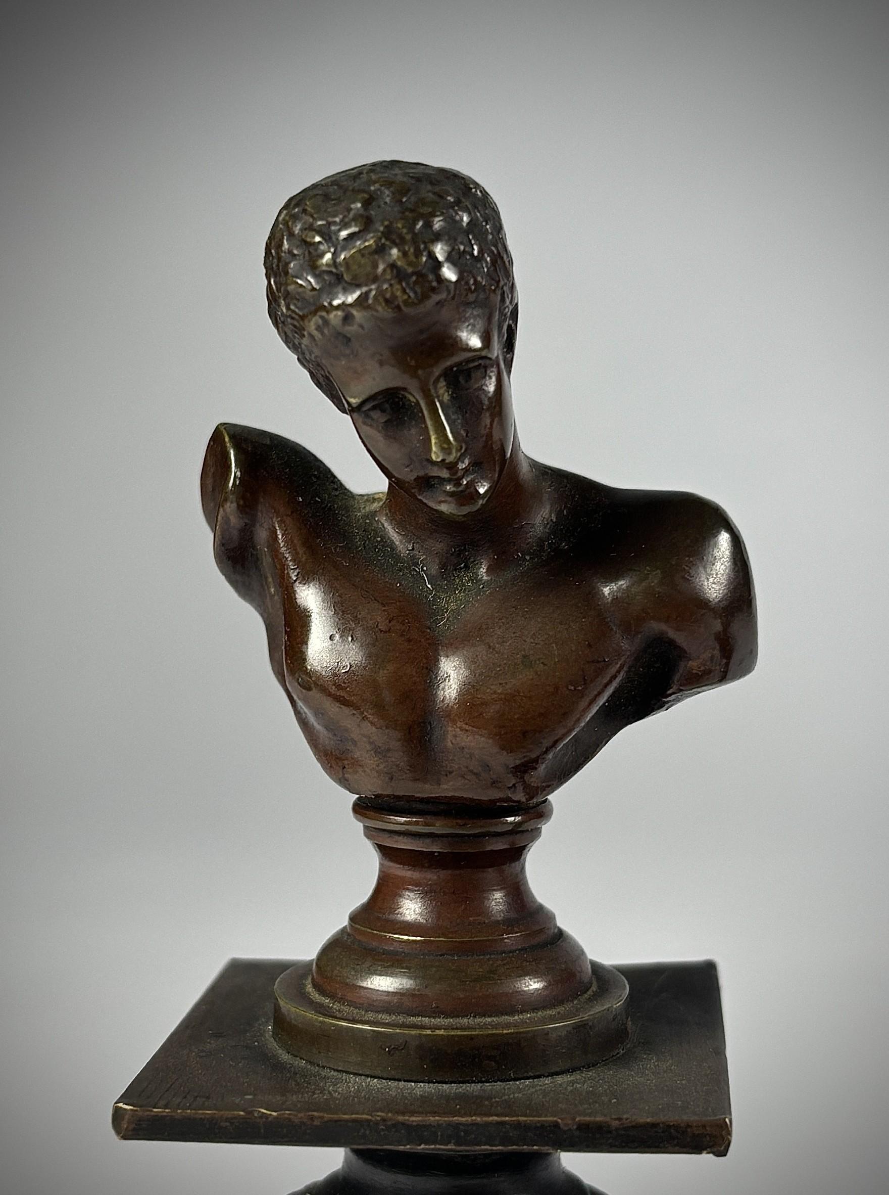 French Pair of Late 19th Century Bronze Grand Tour Models of Diana & Hermes For Sale