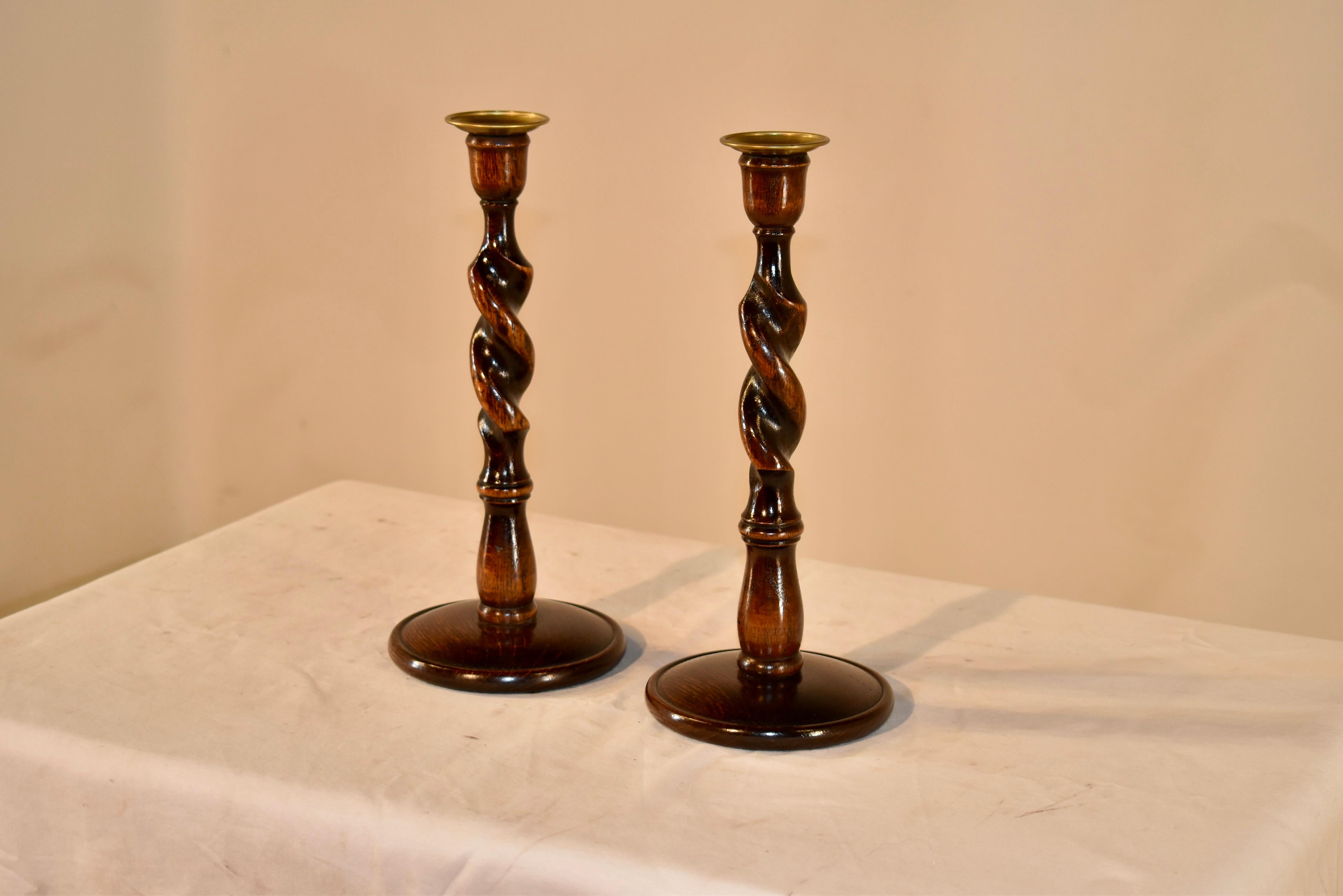 English Pair of Late 19th Century Candlesticks For Sale