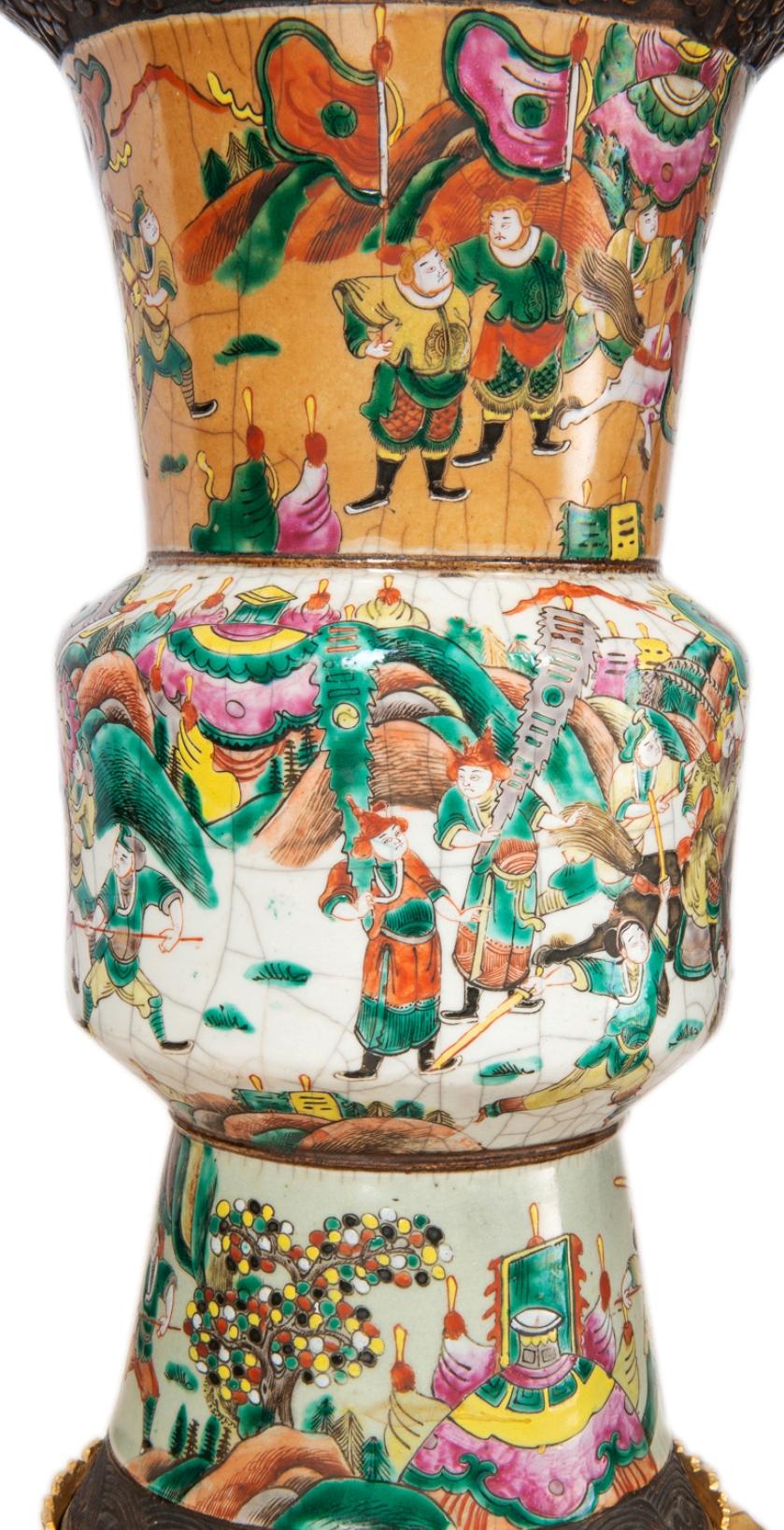 Paire de vases / lampes en faïence craquelée de Chine de la fin du 19e siècle en vente 5