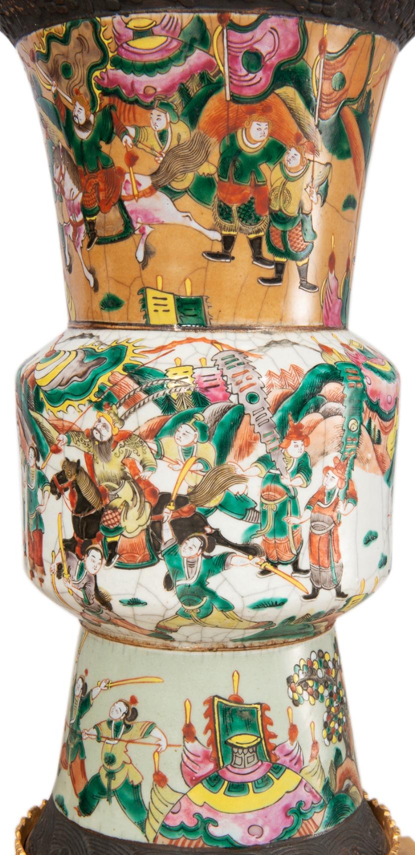 Paire de vases / lampes en faïence craquelée de Chine de la fin du 19e siècle en vente 6