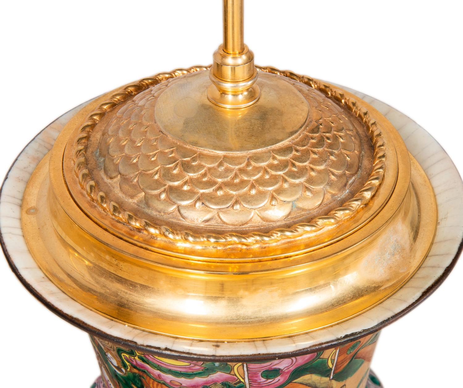 Paire de vases / lampes en faïence craquelée de Chine de la fin du 19e siècle en vente 7
