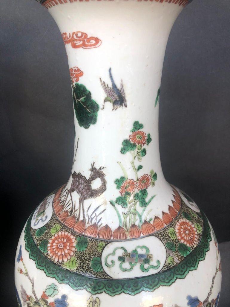 Pair of Late 19th Century Chinese Famille Verte Vases For Sale 6