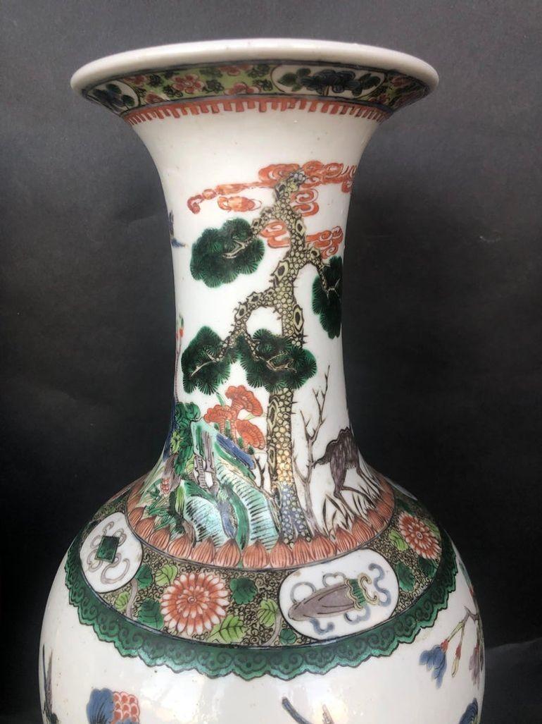 Porcelain Pair of Late 19th Century Chinese Famille Verte Vases For Sale