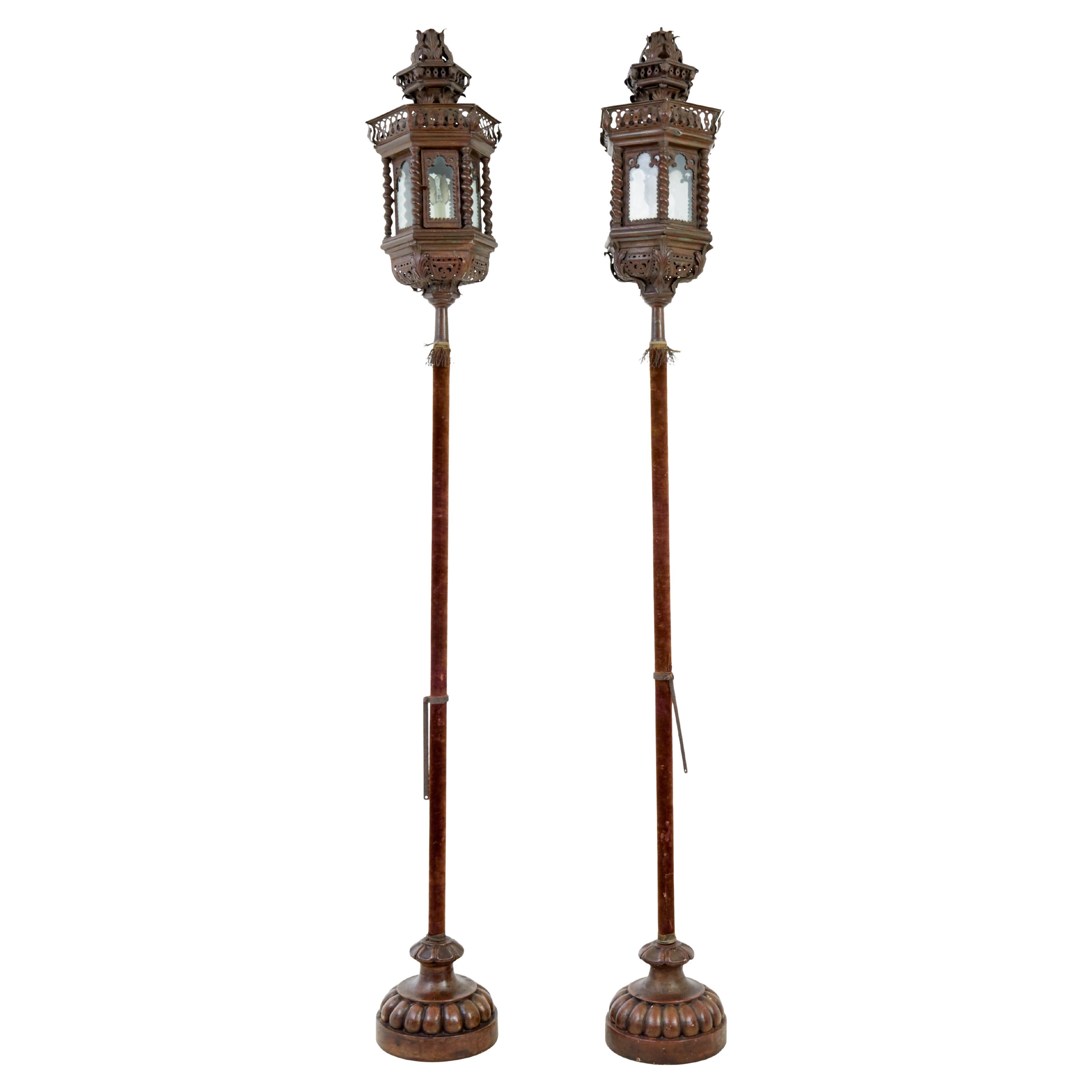 Pair of late 19th century copper Venetian lamps on poles For Sale