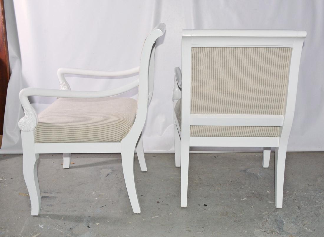 Ein Paar Sessel im Empire-Stil des späten 19. Jahrhunderts (amerikanisch) im Angebot